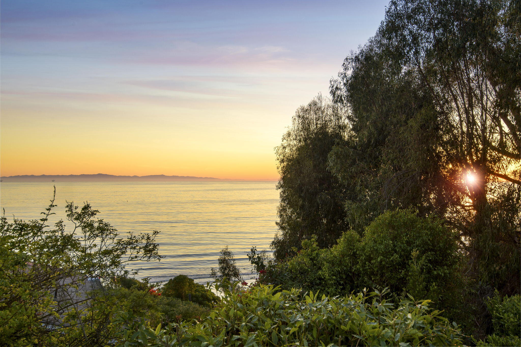 Summerland, California 93067, United States, 2 Bedrooms Bedrooms, ,3 BathroomsBathrooms,Residential,Active,19602