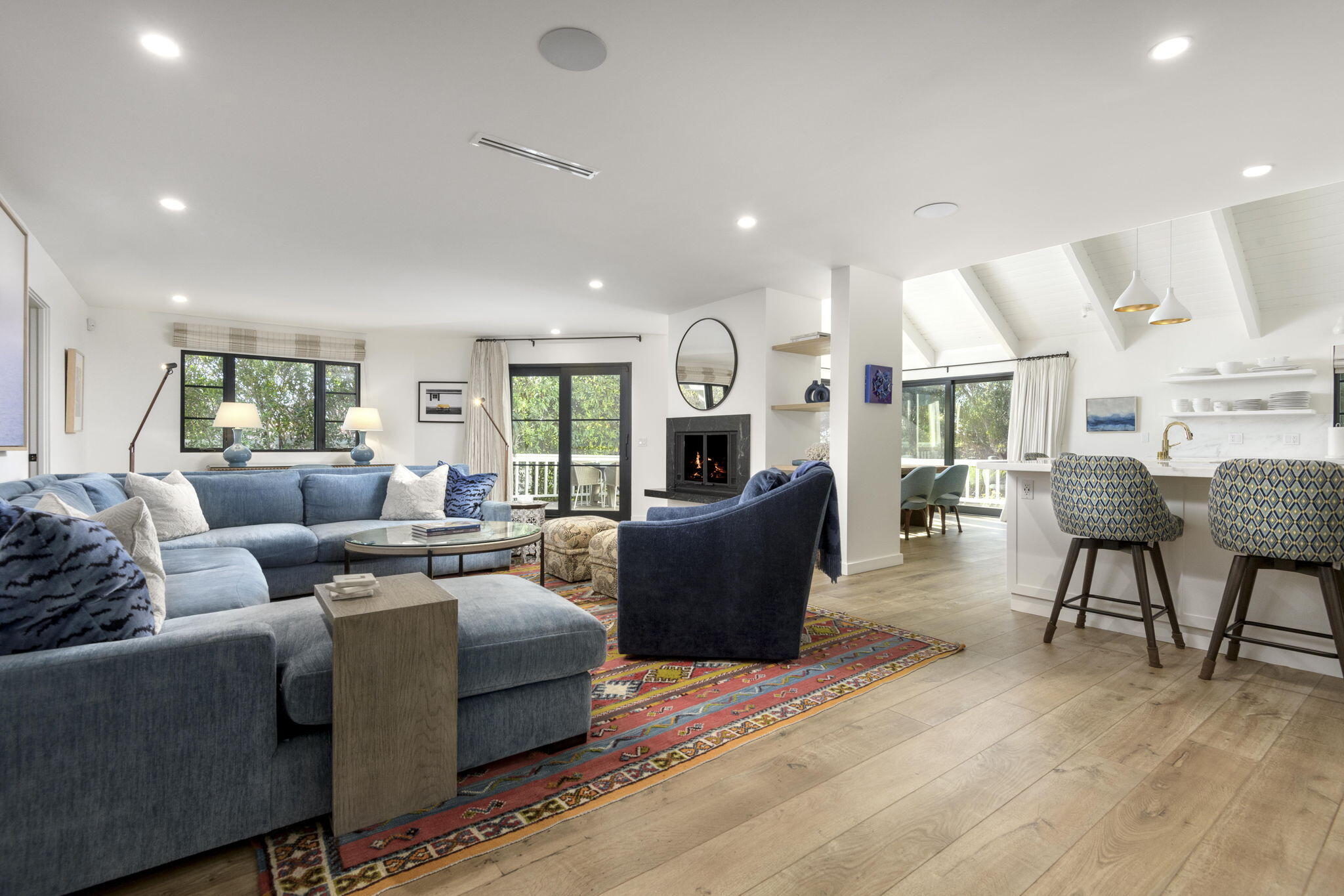 Summerland, California 93067, United States, 2 Bedrooms Bedrooms, ,3 BathroomsBathrooms,Residential,Active,19602