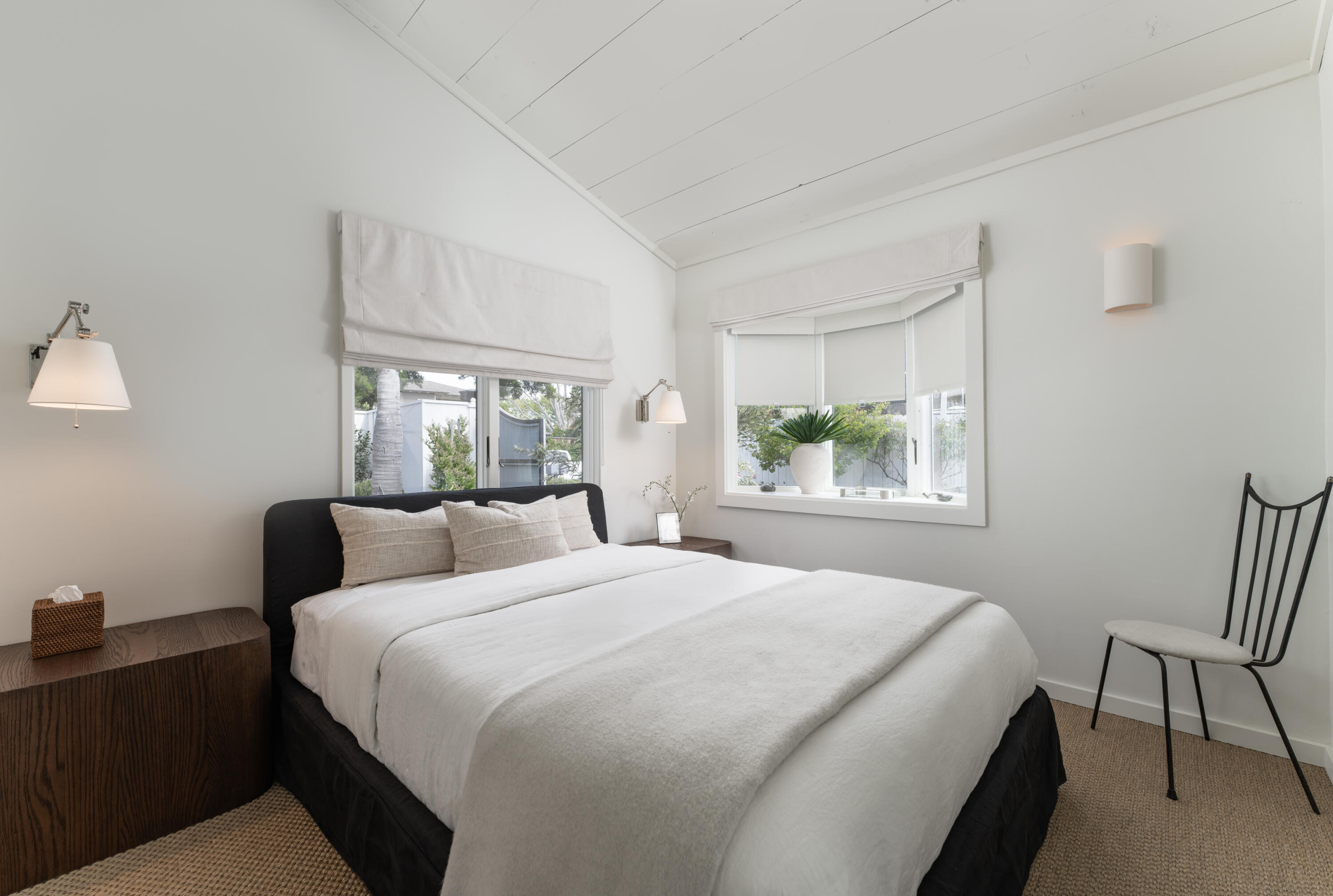 Montecito, California 93108, United States, 3 Bedrooms Bedrooms, ,4 BathroomsBathrooms,Residential,Active,72754