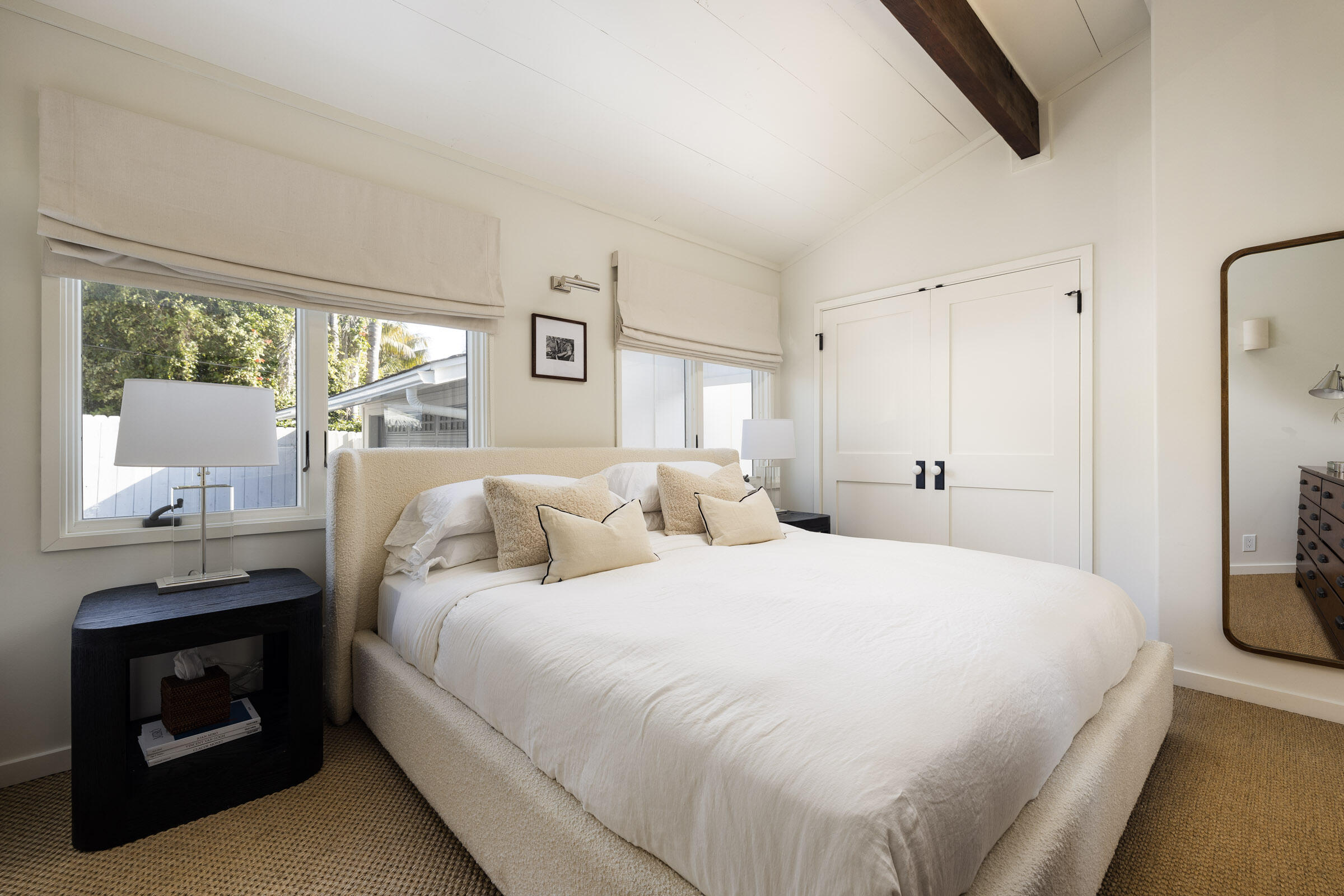 Montecito, California 93108, United States, 3 Bedrooms Bedrooms, ,4 BathroomsBathrooms,Residential,Active,72754