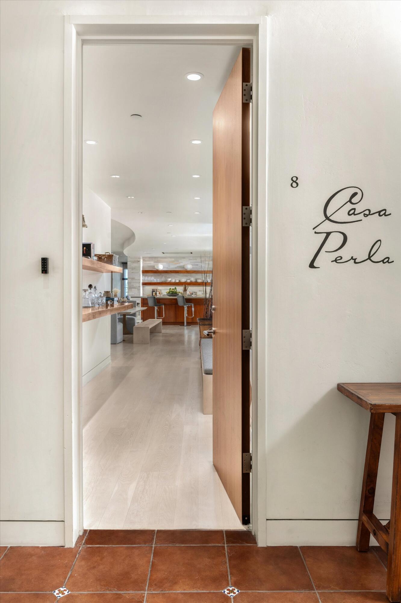 618 Anacapa Street #6, #8