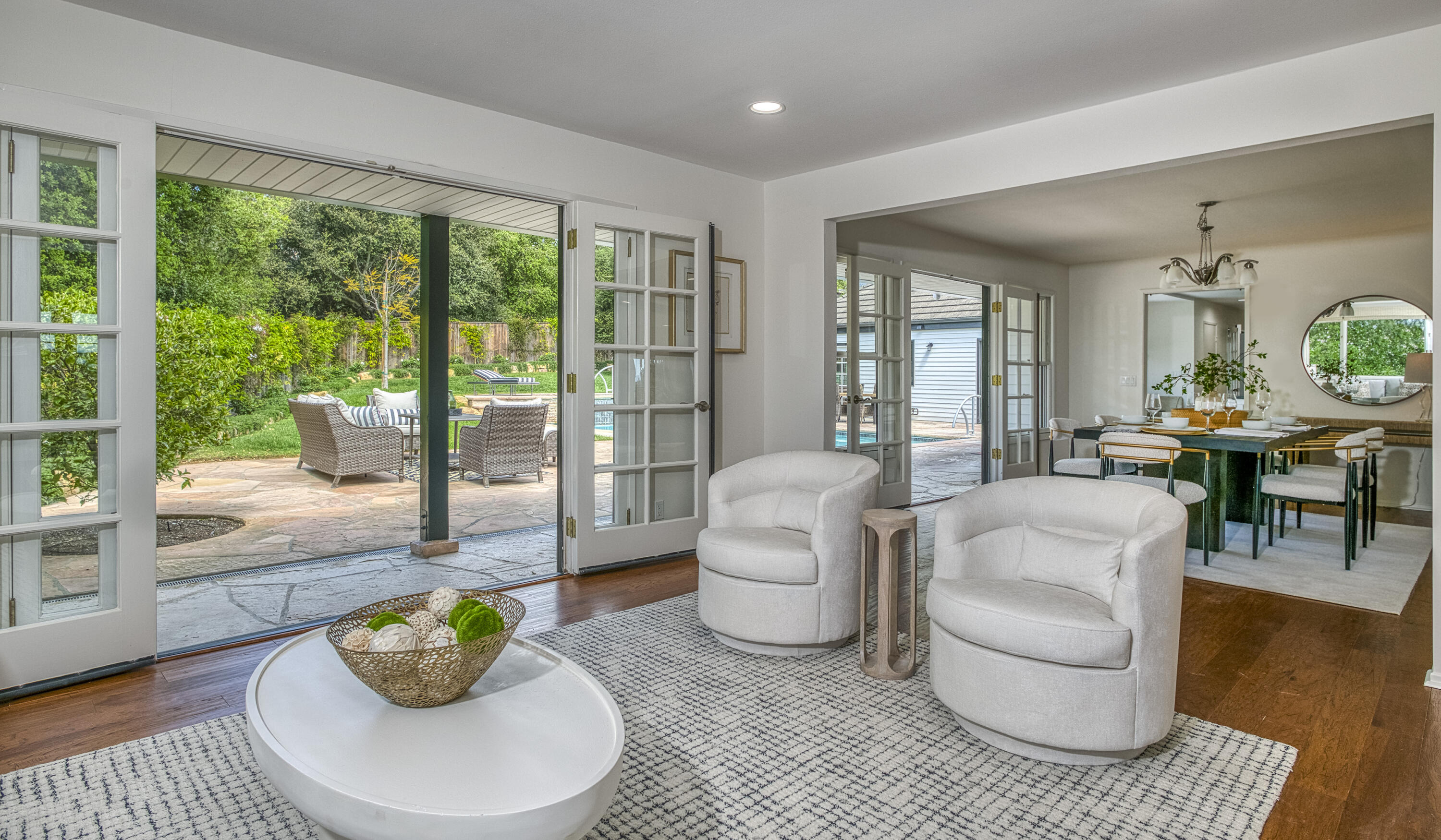 Santa Barbara, California 93111, United States, 5 Bedrooms Bedrooms, ,4 BathroomsBathrooms,Residential,Active,168389