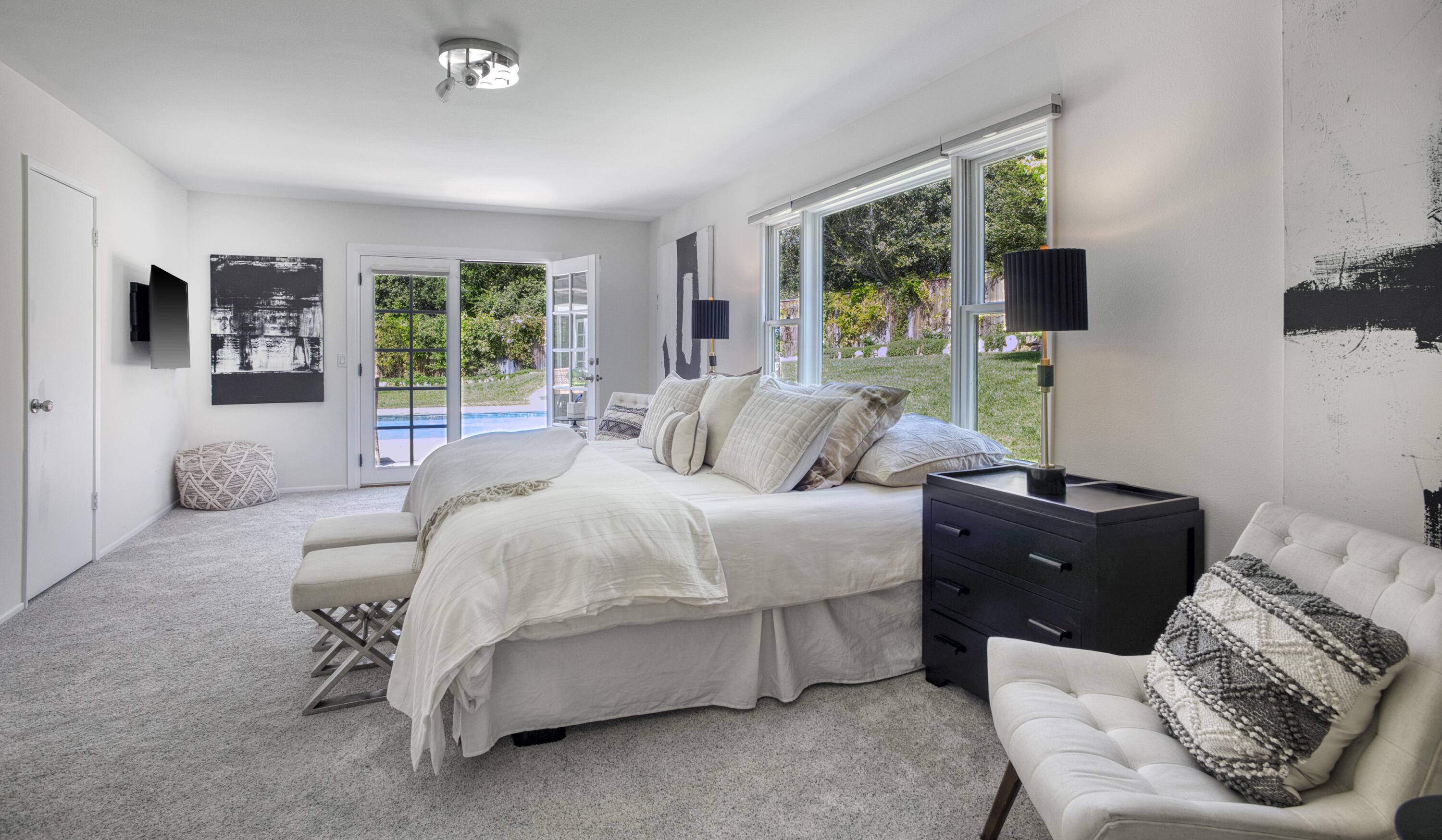 Santa Barbara, California 93111, United States, 5 Bedrooms Bedrooms, ,4 BathroomsBathrooms,Residential,Active,168389