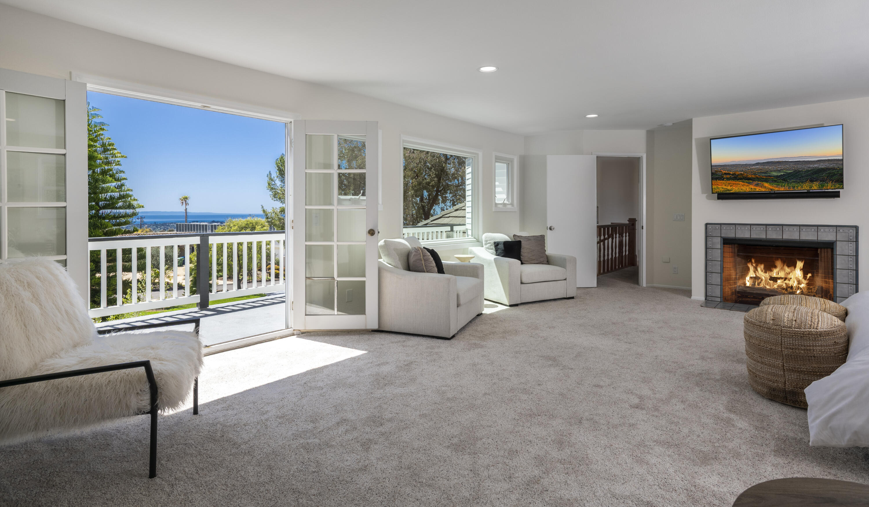 Santa Barbara, California 93111, United States, 5 Bedrooms Bedrooms, ,4 BathroomsBathrooms,Residential,Active,168389