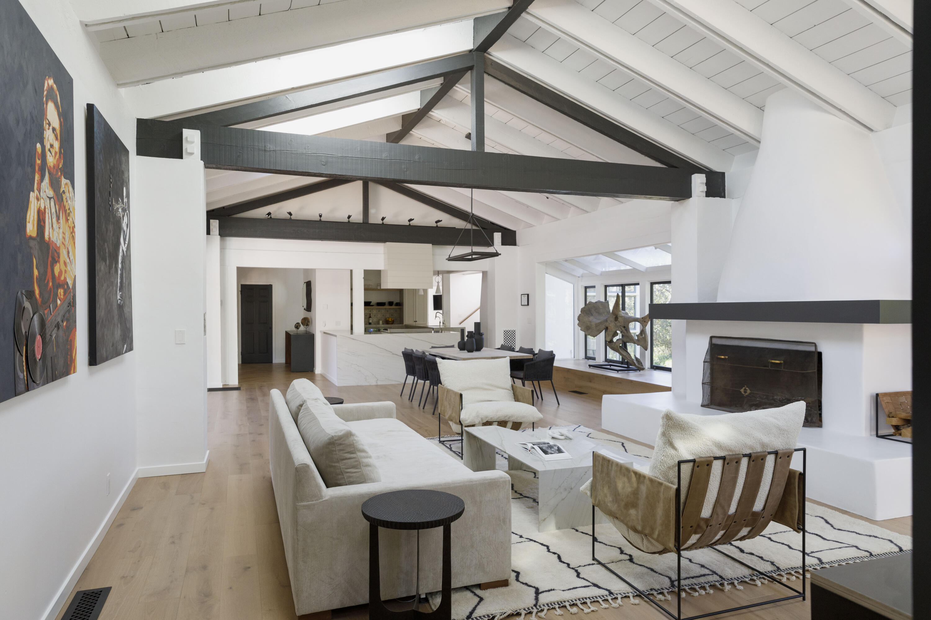 Montecito, California 93108, United States, 4 Bedrooms Bedrooms, ,4 BathroomsBathrooms,Residential,Active,201843