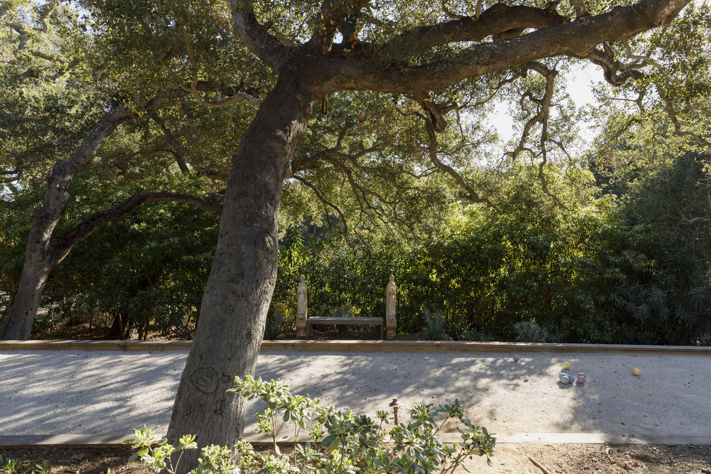 Montecito, California 93108, United States, 4 Bedrooms Bedrooms, ,4 BathroomsBathrooms,Residential,Active,201843