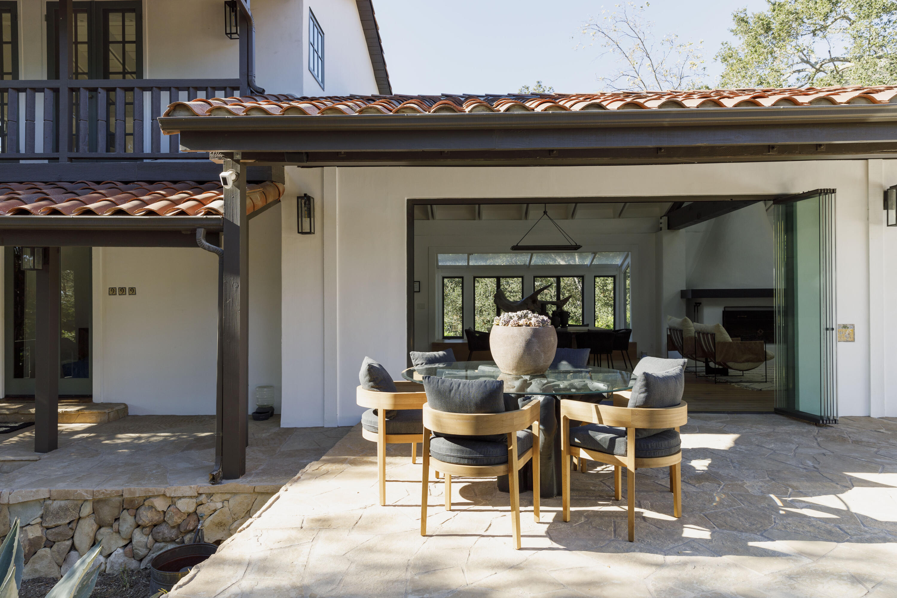 Montecito, California 93108, United States, 4 Bedrooms Bedrooms, ,4 BathroomsBathrooms,Residential,Active,201843