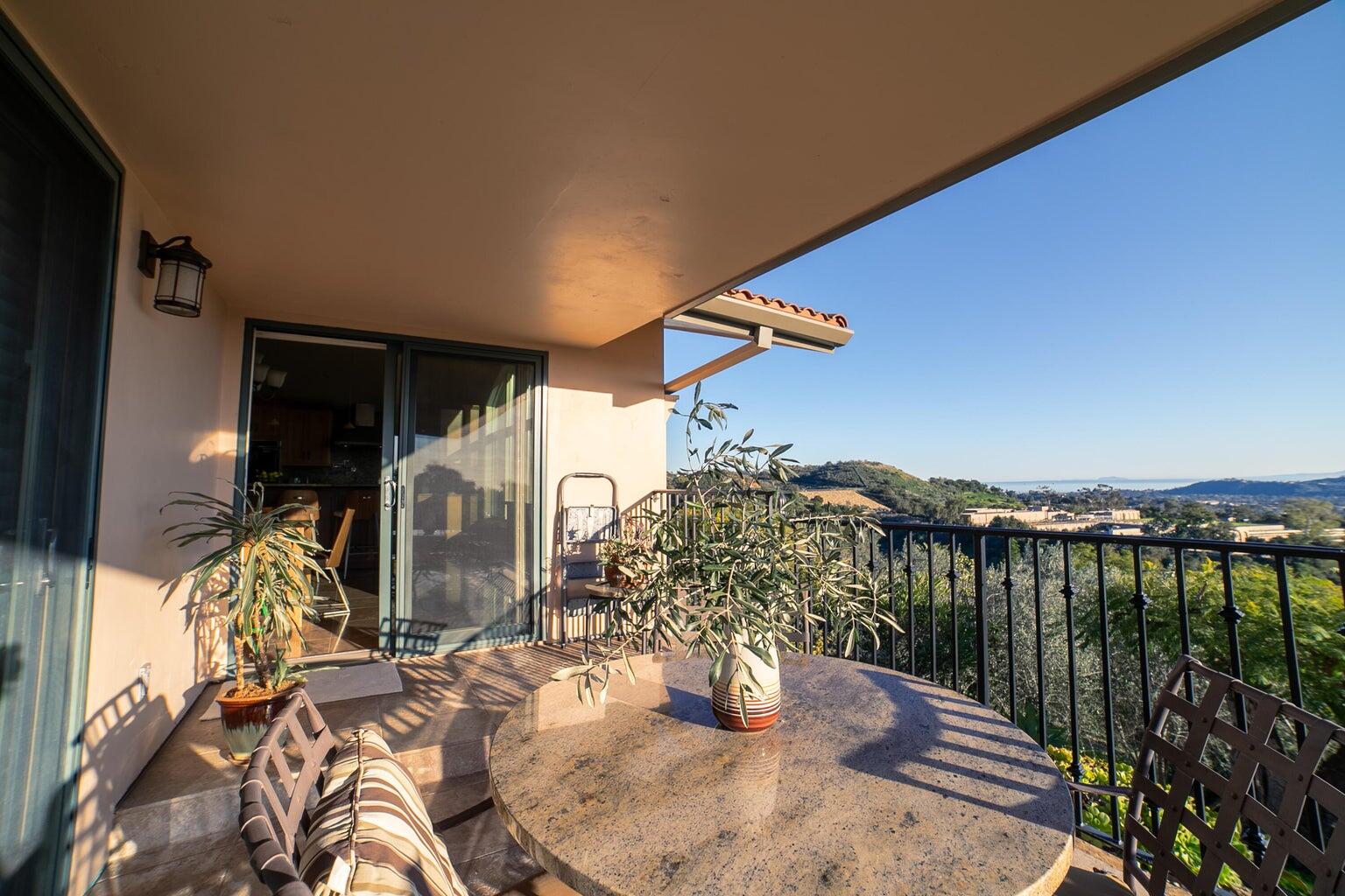 Santa Barbara, California 93105, United States, 3 Bedrooms Bedrooms, ,3 BathroomsBathrooms,Residential,Active,9724