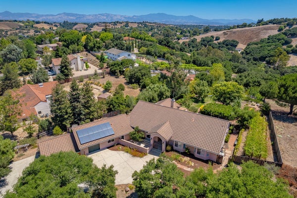 1535 GAMBY WAY, SOLVANG, CA 93463 - Image 819cba9f9fdaef8d3ef66d519fa14ec3/494947749