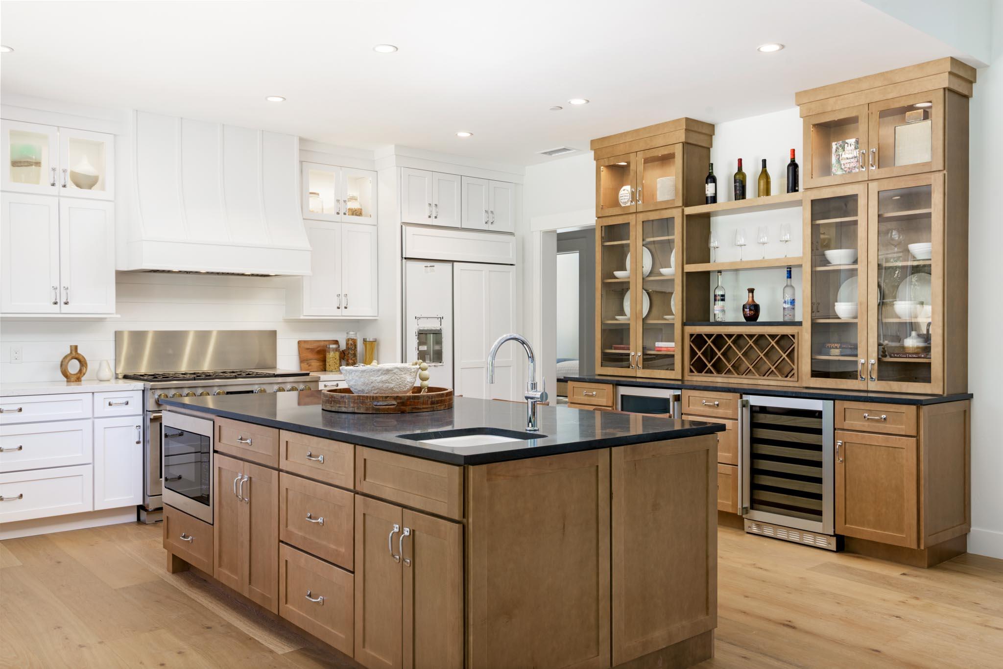 Los Olivos, California 93441, United States, 4 Bedrooms Bedrooms, ,4 BathroomsBathrooms,Residential,Active,182768