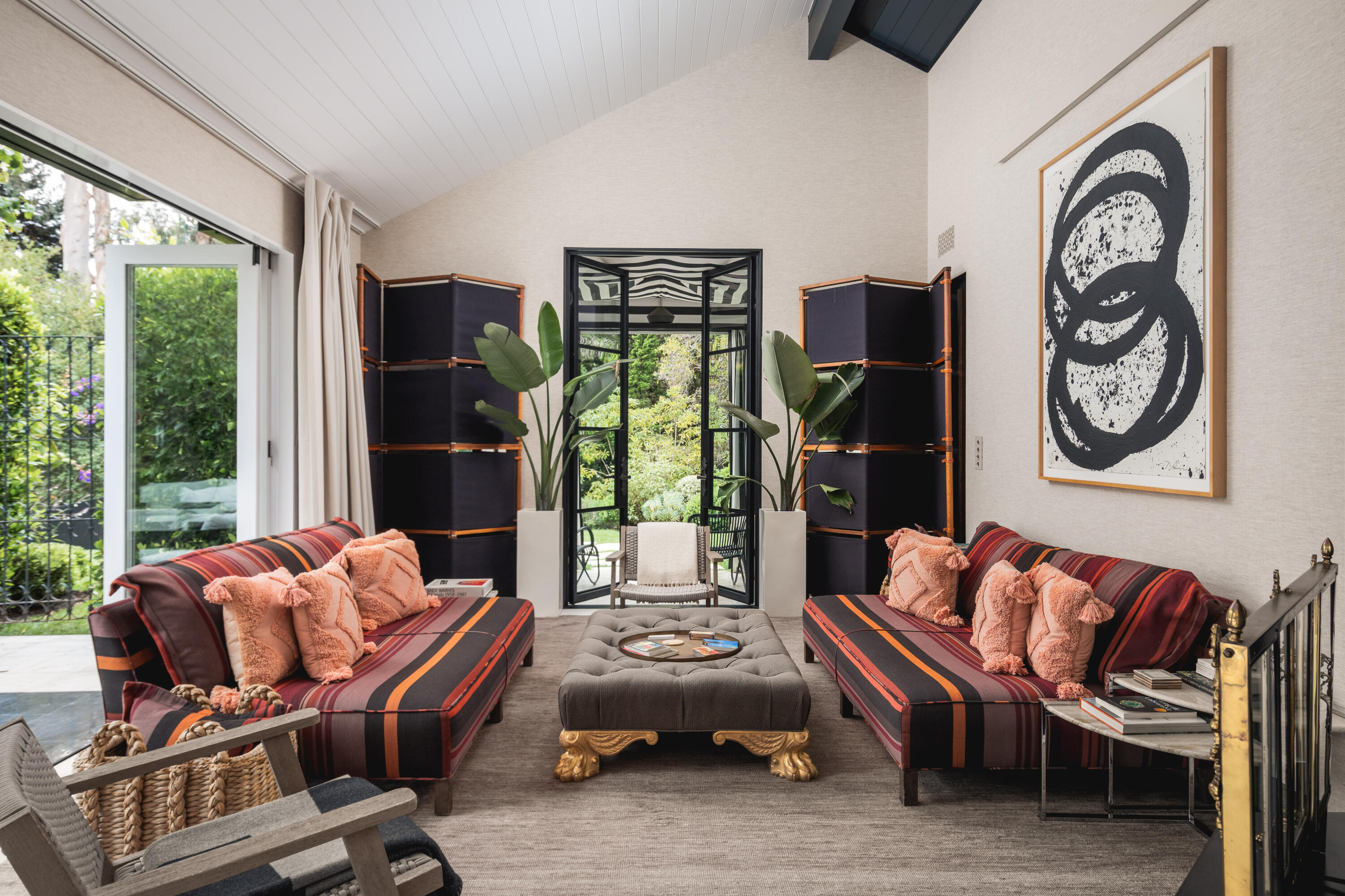 Montecito, California 93108, United States, 4 Bedrooms Bedrooms, ,6 BathroomsBathrooms,Residential,Active,199426