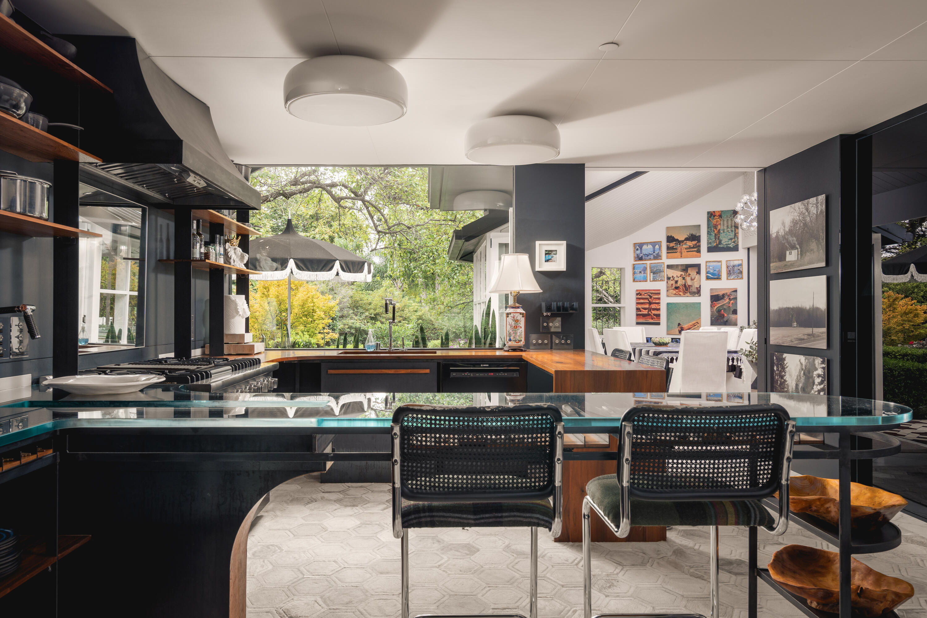 Montecito, California 93108, United States, 4 Bedrooms Bedrooms, ,6 BathroomsBathrooms,Residential,Active,199426