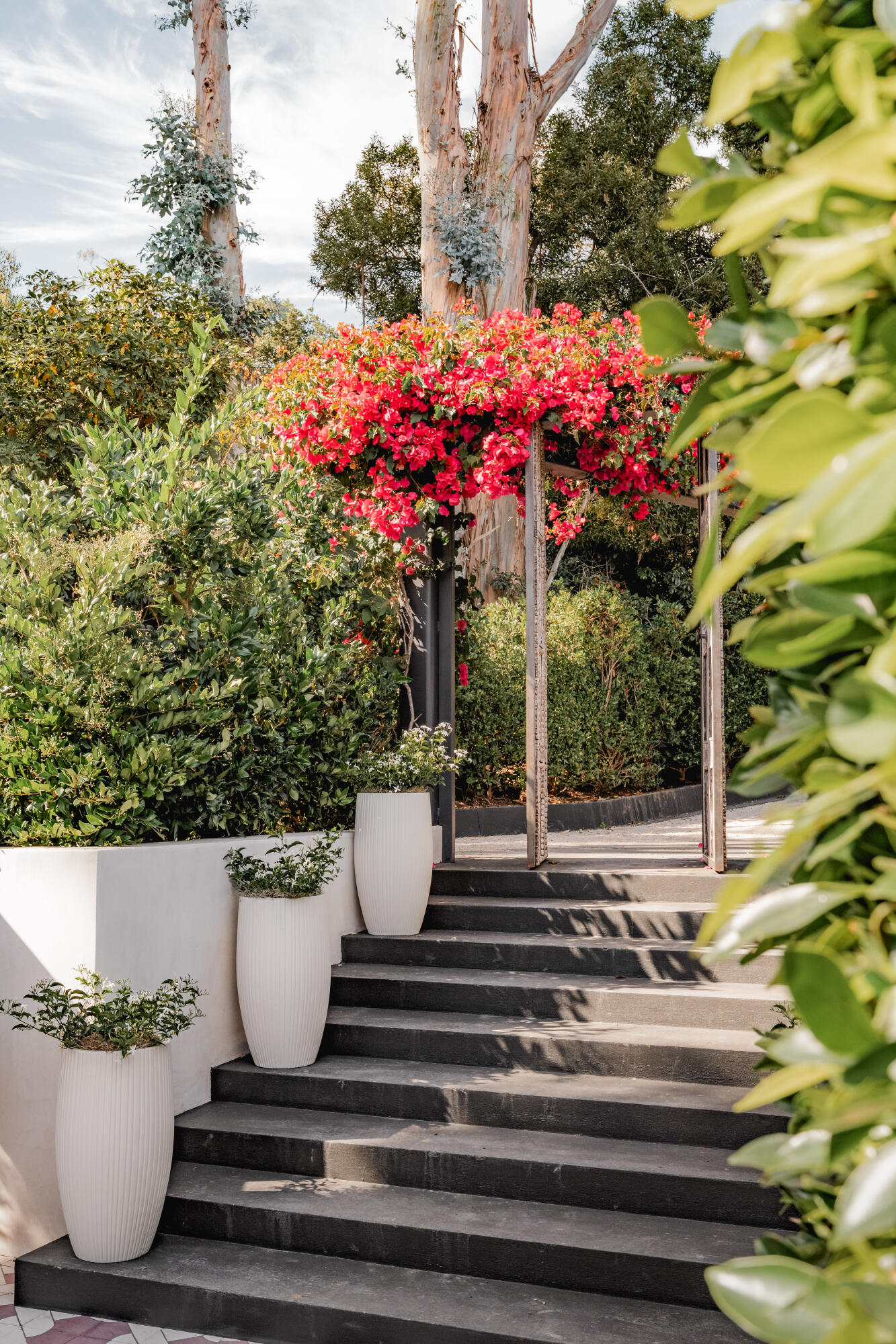 Montecito, California 93108, United States, 4 Bedrooms Bedrooms, ,6 BathroomsBathrooms,Residential,Active,199426