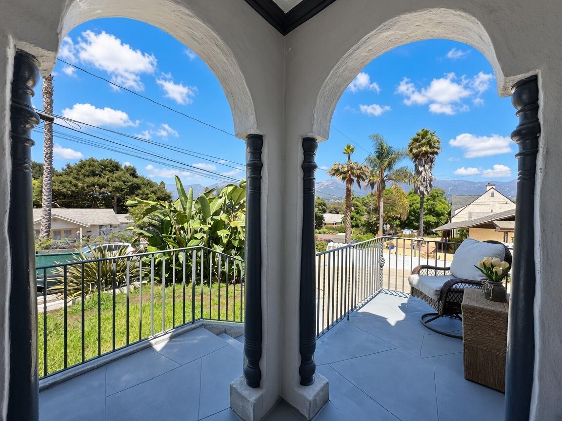 909 W Anapamu Street
