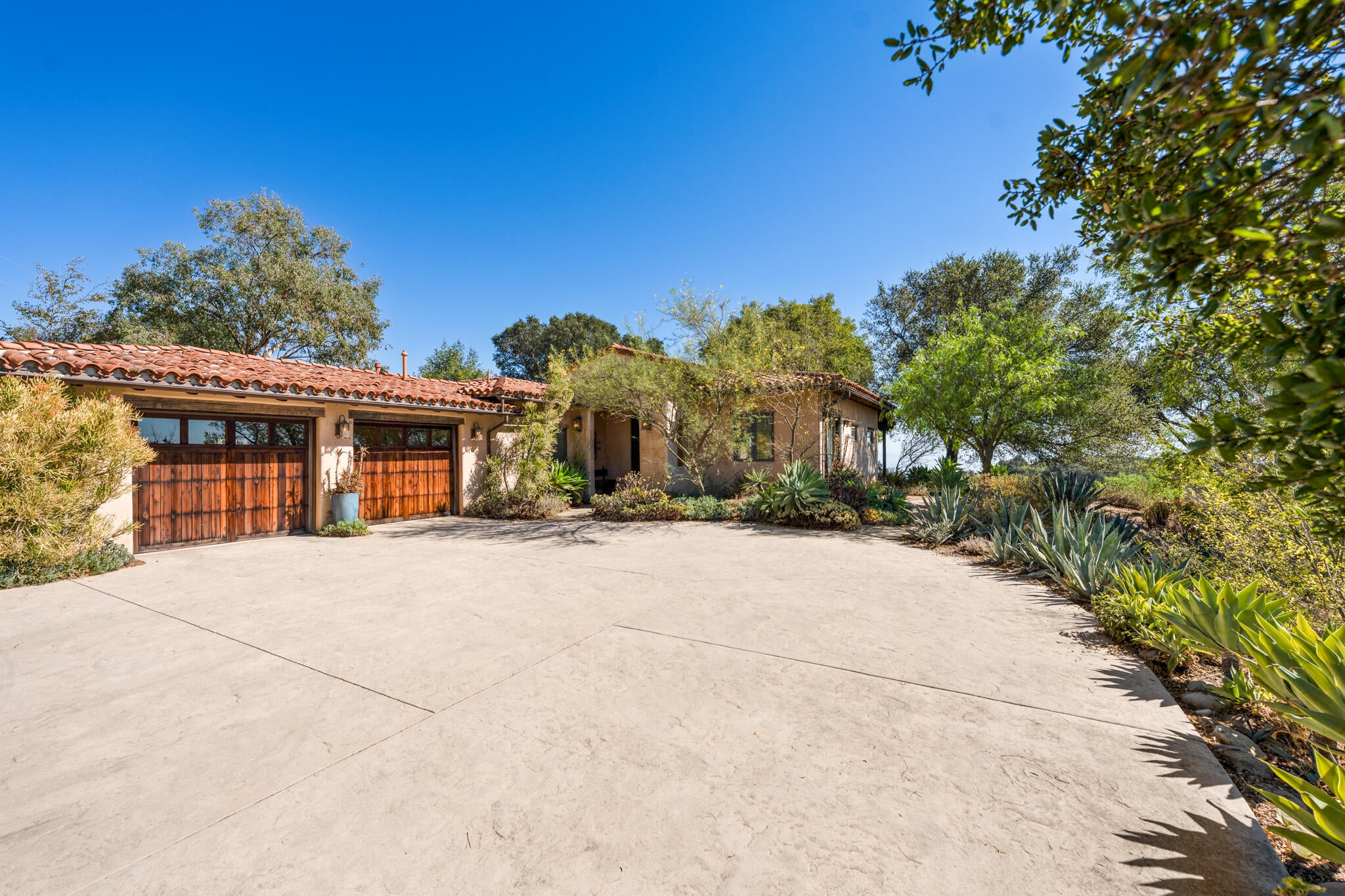 5617 W Camino Cielo