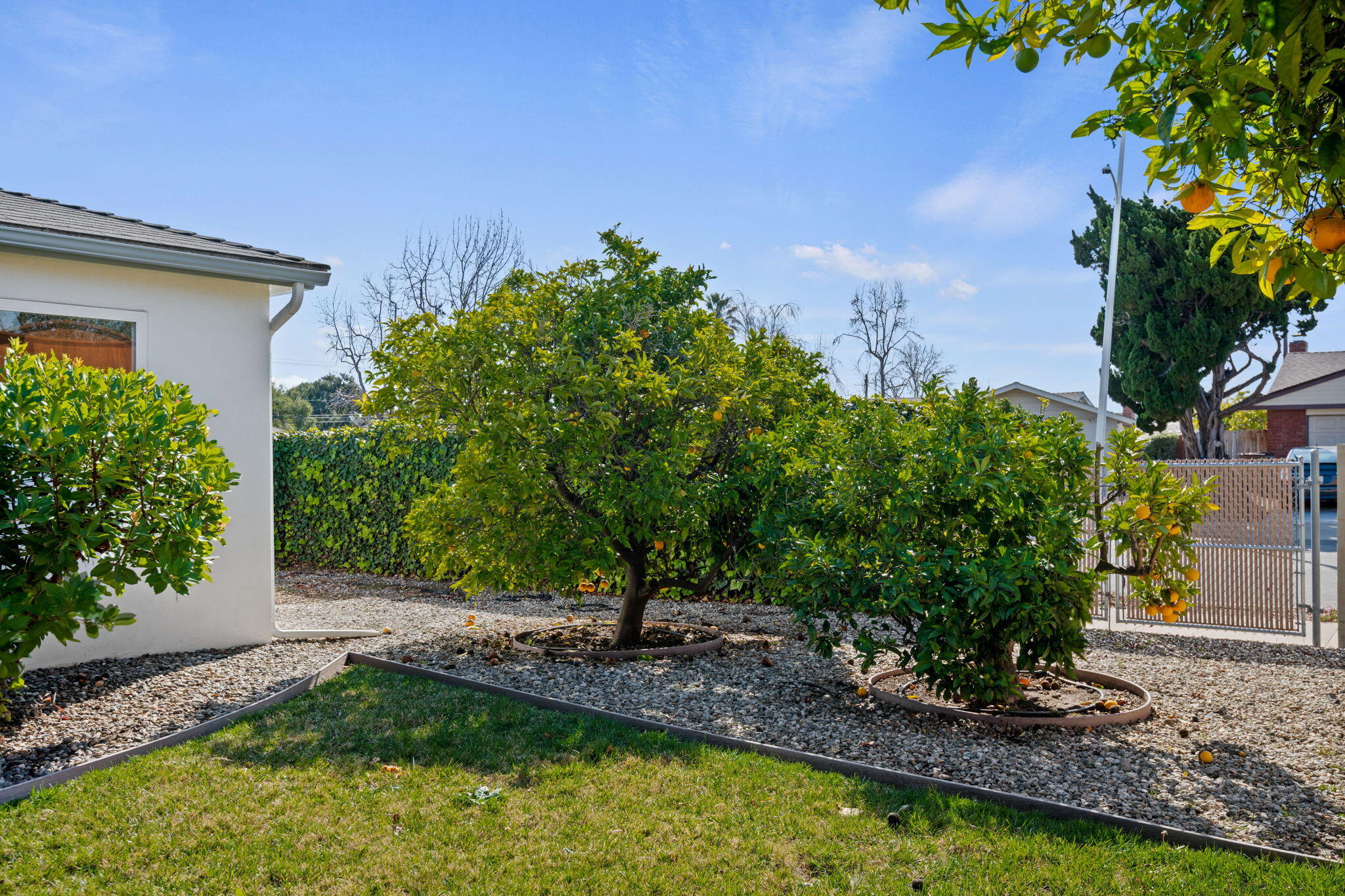 Goleta, California 93117, United States, 3 Bedrooms Bedrooms, ,2 BathroomsBathrooms,Residential,Pending,5584