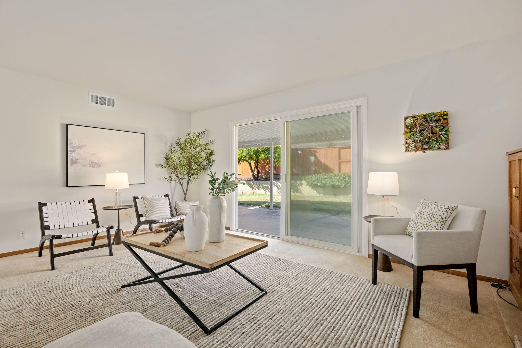 Goleta, California 93117, United States, 3 Bedrooms Bedrooms, ,2 BathroomsBathrooms,Residential,Pending,5584