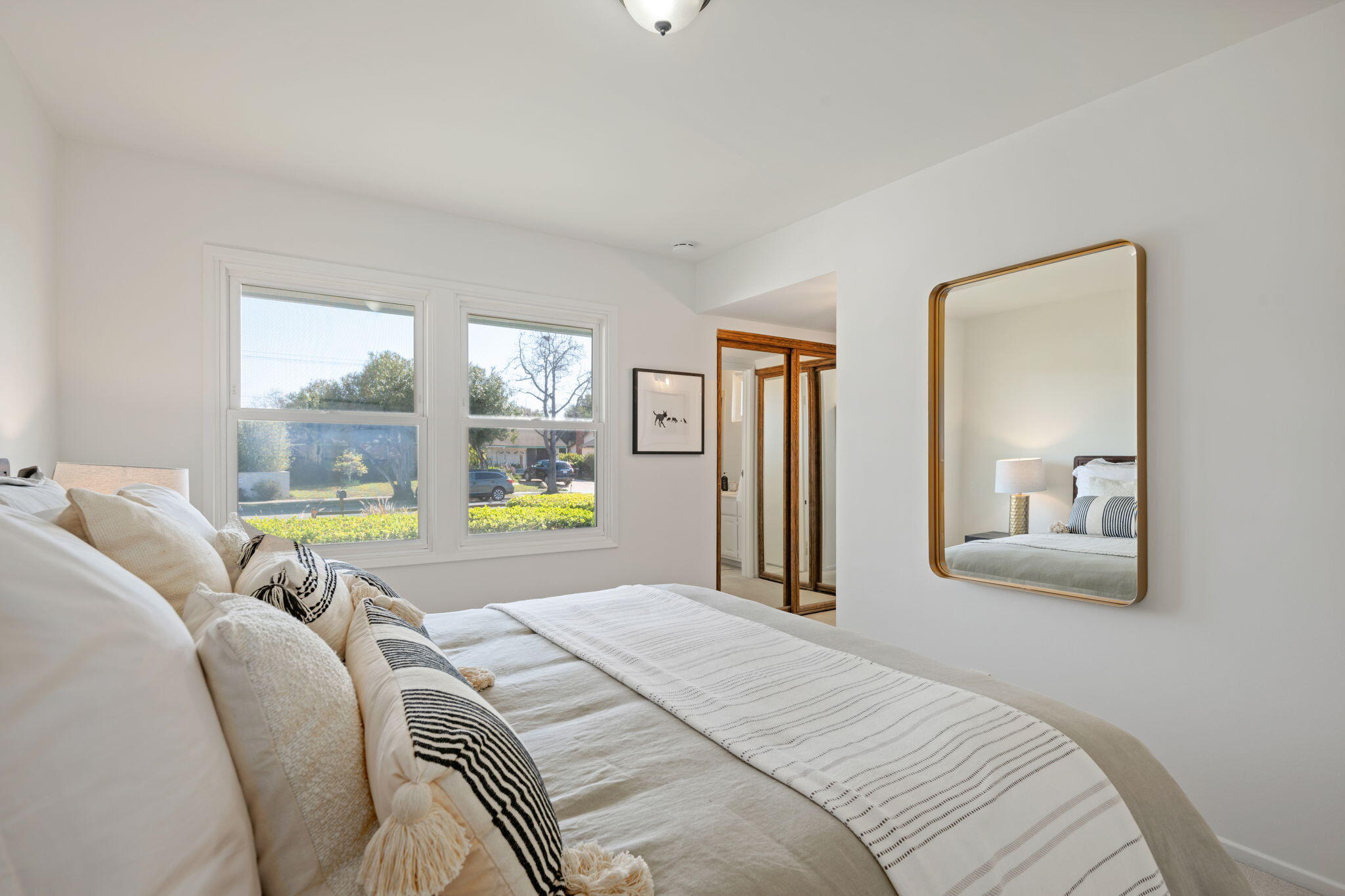 Goleta, California 93117, United States, 3 Bedrooms Bedrooms, ,2 BathroomsBathrooms,Residential,Pending,5584