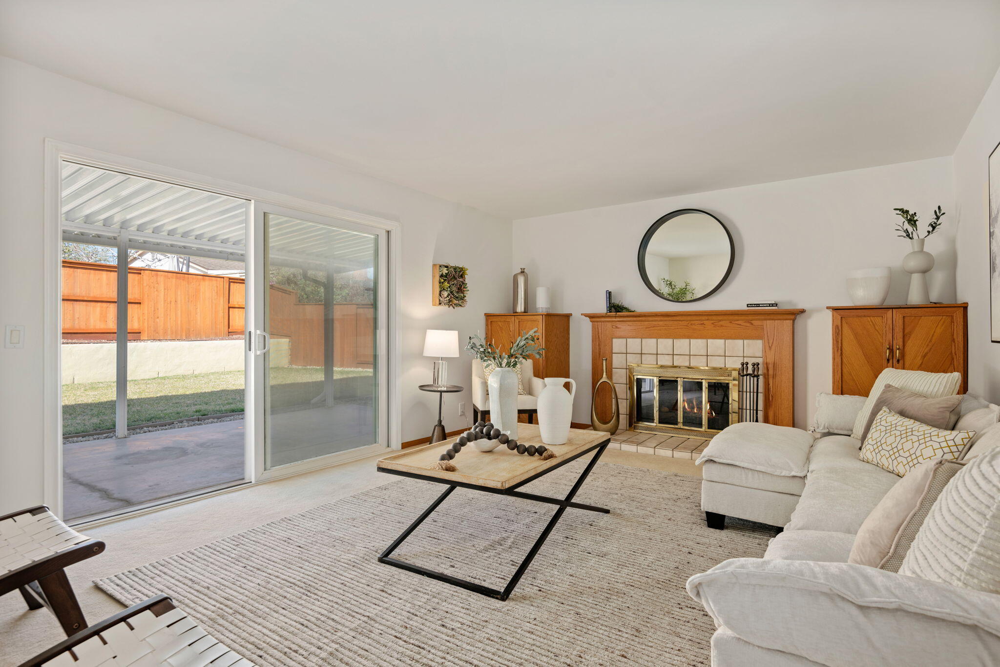 Goleta, California 93117, United States, 3 Bedrooms Bedrooms, ,2 BathroomsBathrooms,Residential,Pending,5584