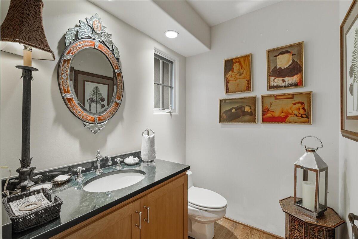 Montecito, California 93108, United States, 4 Bedrooms Bedrooms, ,4 BathroomsBathrooms,Residential,Active,241449