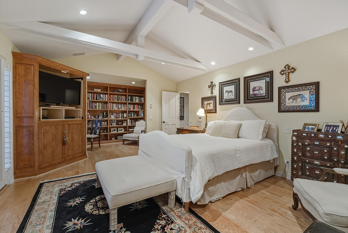 Montecito, California 93108, United States, 4 Bedrooms Bedrooms, ,4 BathroomsBathrooms,Residential,Active,241449