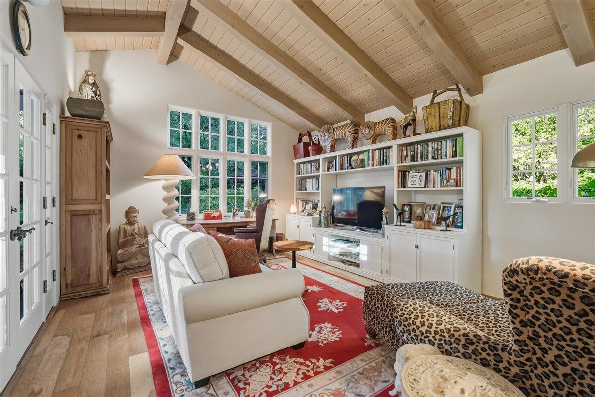 Montecito, California 93108, United States, 4 Bedrooms Bedrooms, ,4 BathroomsBathrooms,Residential,Active,241449