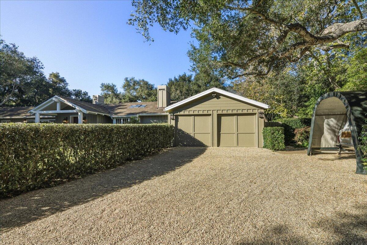 Montecito, California 93108, United States, 4 Bedrooms Bedrooms, ,4 BathroomsBathrooms,Residential,Active,241449