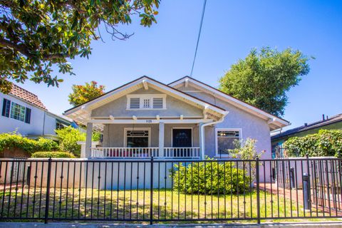 1125 San Andres Street SANTA BARBARA CA 93101
