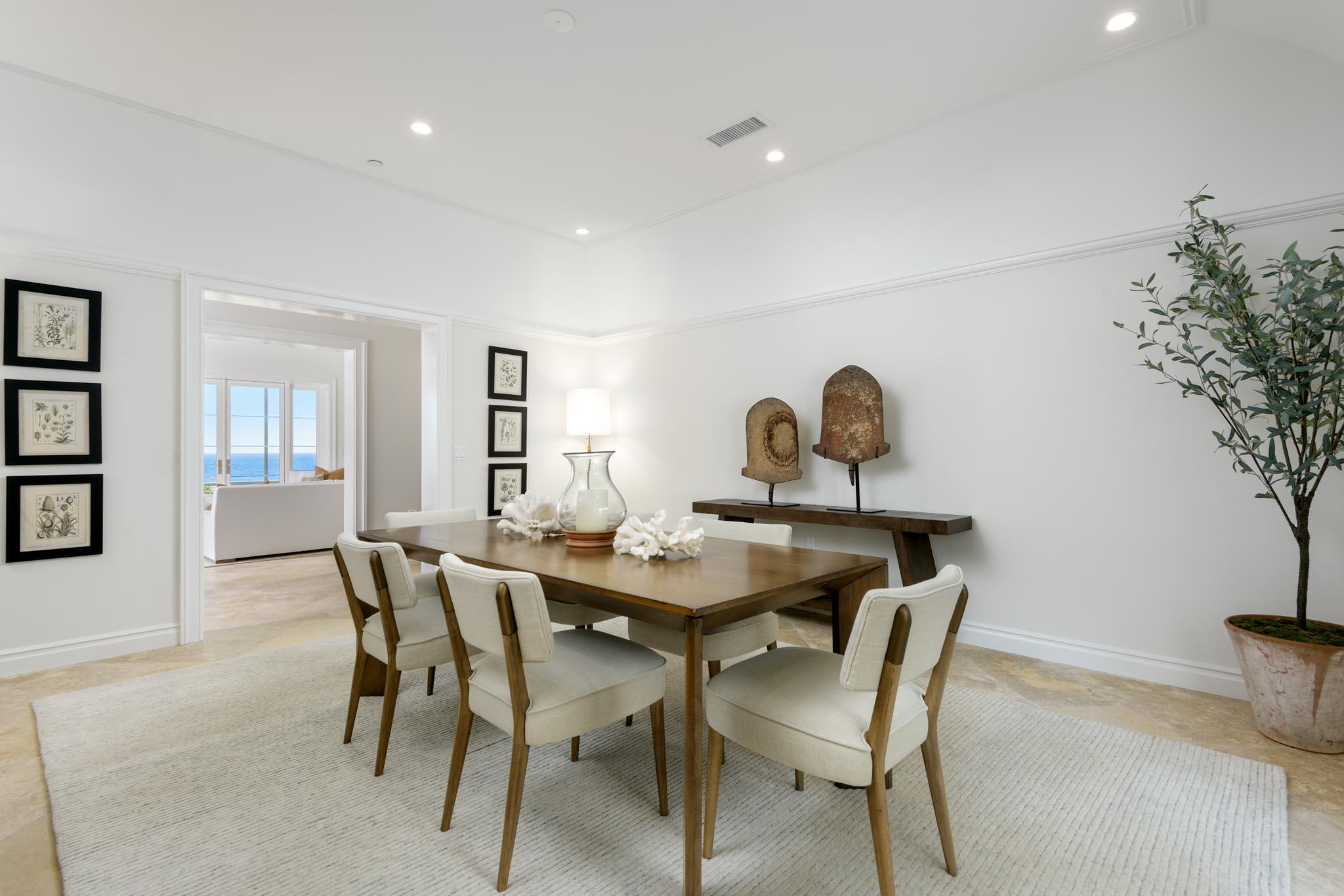 Santa Barbara, California 93108, United States, 5 Bedrooms Bedrooms, ,6 BathroomsBathrooms,Residential,Active,31792