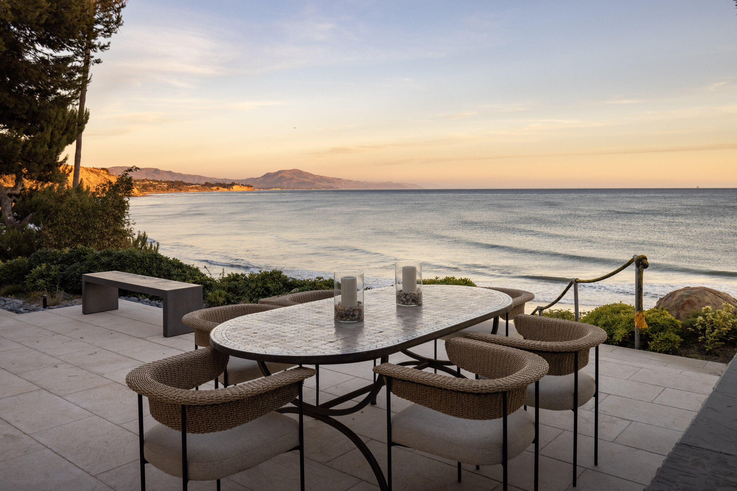 Santa Barbara, California 93108, United States, 5 Bedrooms Bedrooms, ,6 BathroomsBathrooms,Residential,Active,31792