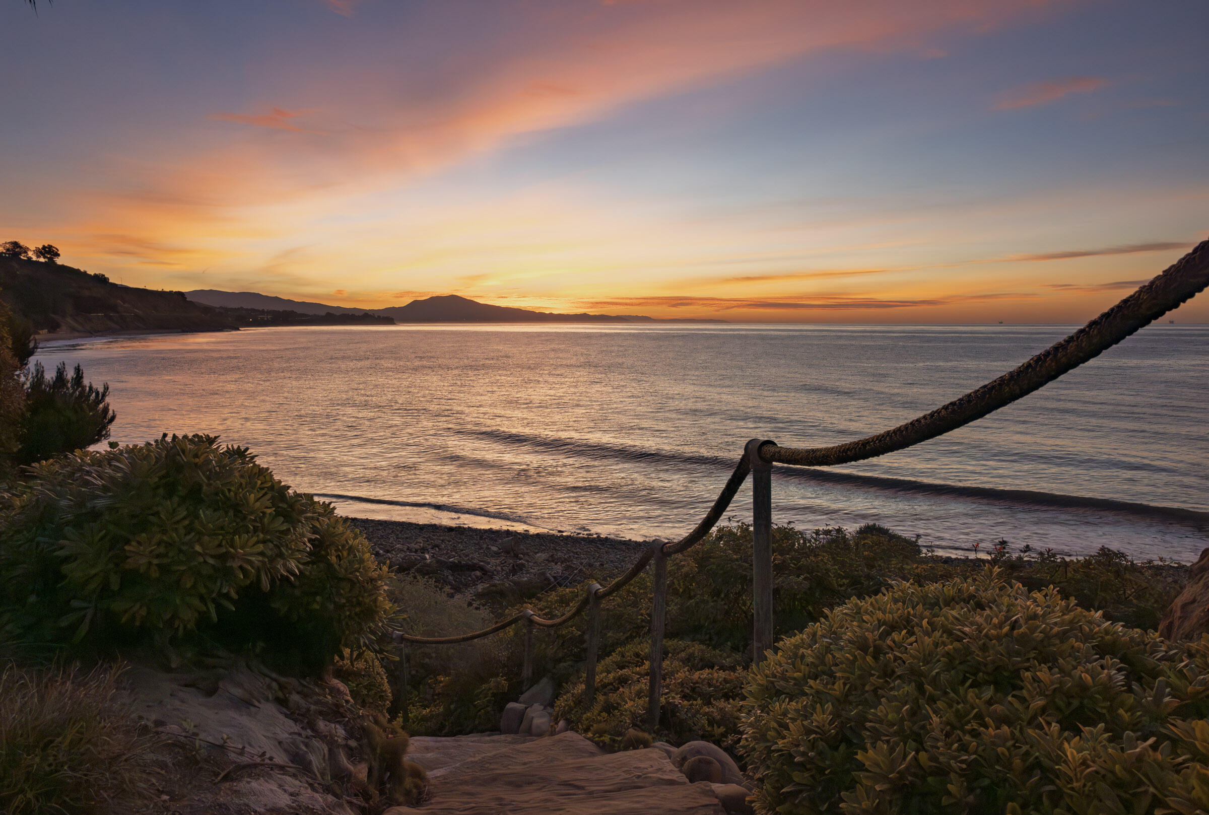 Santa Barbara, California 93108, United States, 5 Bedrooms Bedrooms, ,6 BathroomsBathrooms,Residential,Active,31792