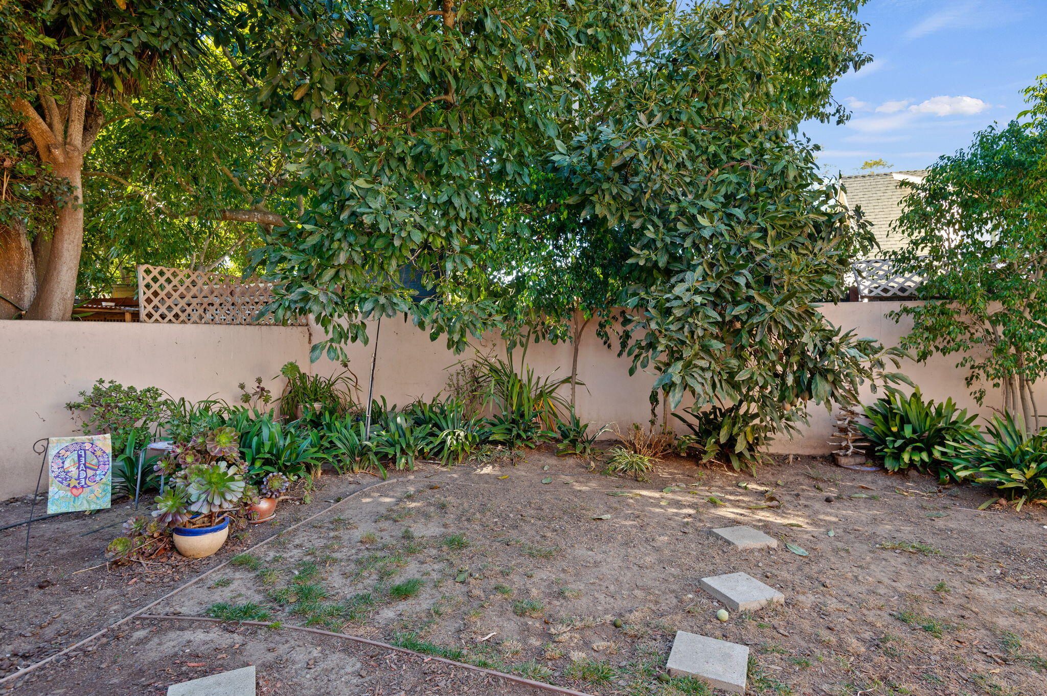 Carpinteria, California 93013, United States, 3 Bedrooms Bedrooms, ,3 BathroomsBathrooms,Residential,Active,33530