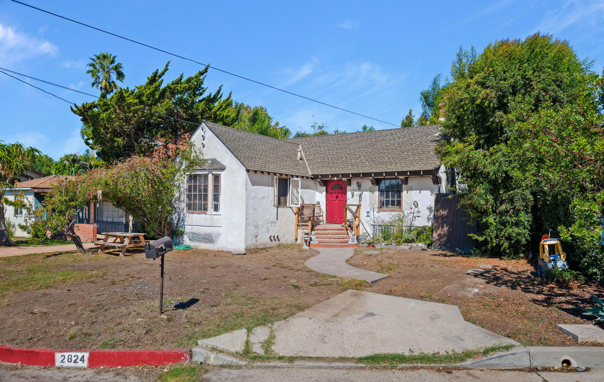 Santa Barbara, California 93105, United States, 2 Bedrooms Bedrooms, ,1 BathroomBathrooms,Residential,Active,224340