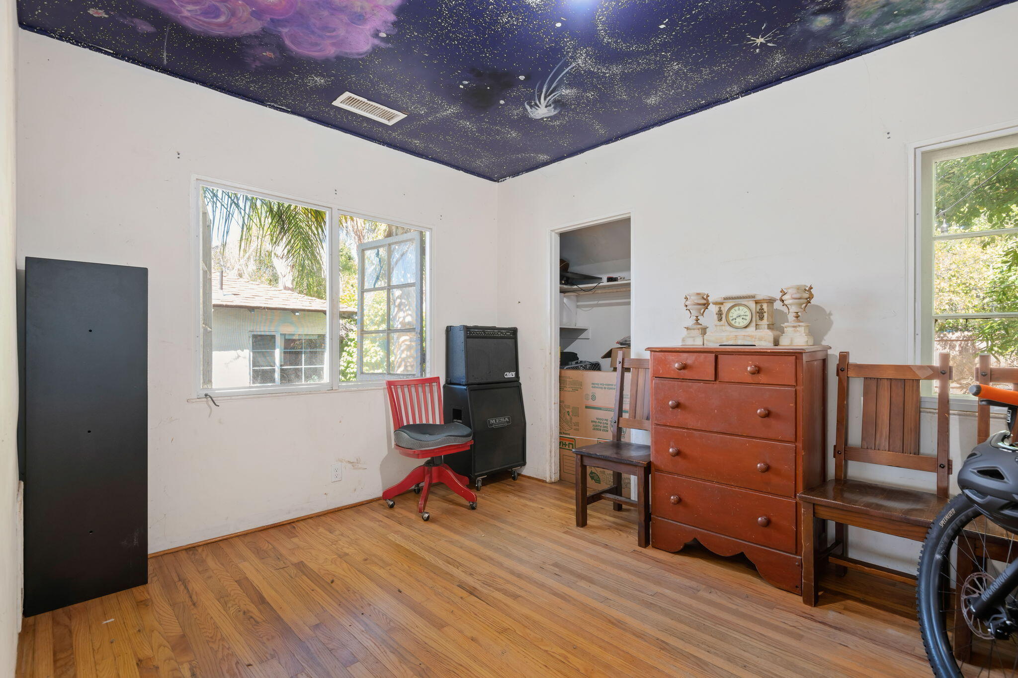 Santa Barbara, California 93105, United States, 2 Bedrooms Bedrooms, ,1 BathroomBathrooms,Residential,Active,224340