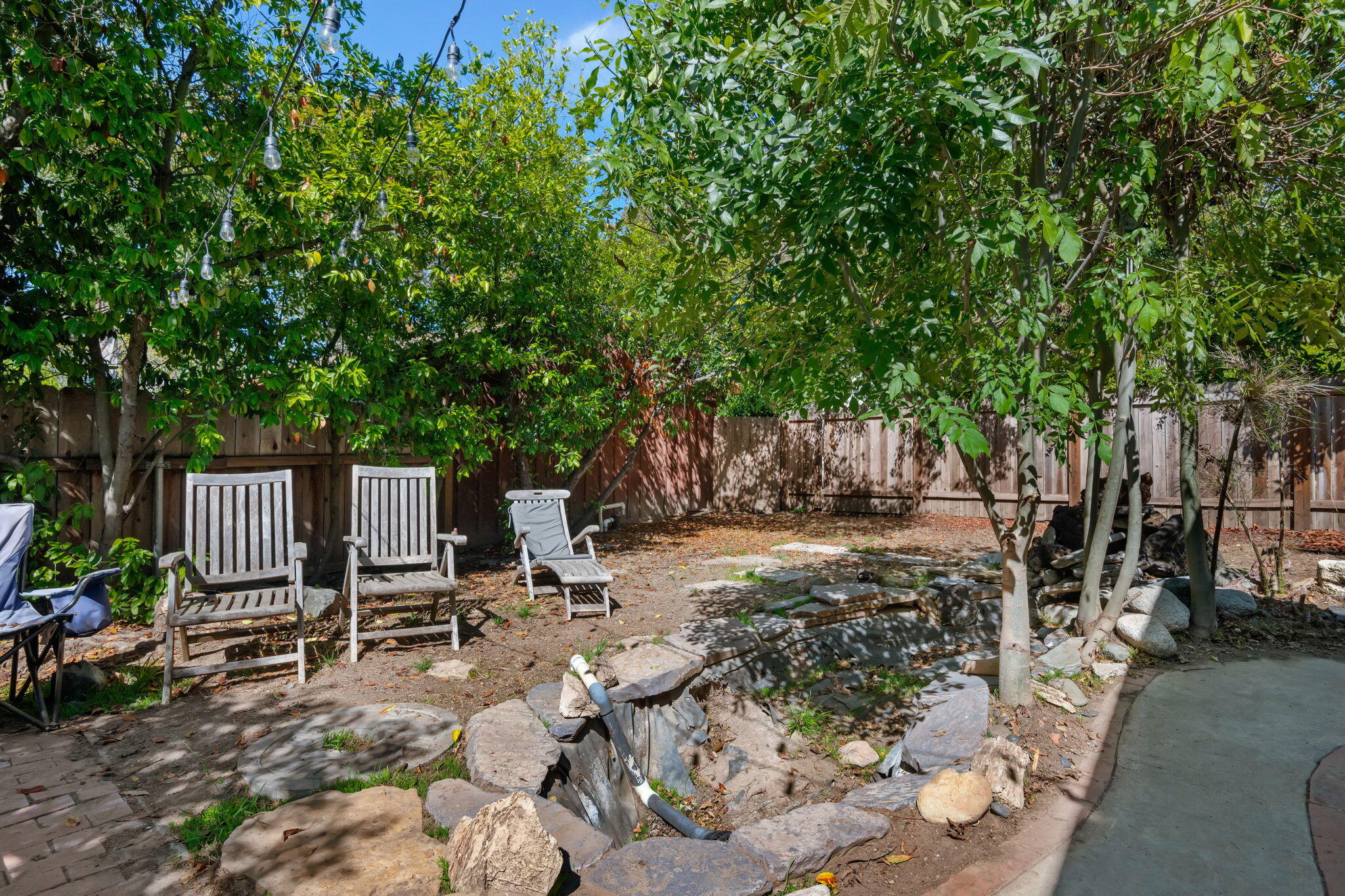 Santa Barbara, California 93105, United States, 2 Bedrooms Bedrooms, ,1 BathroomBathrooms,Residential,Active,224340