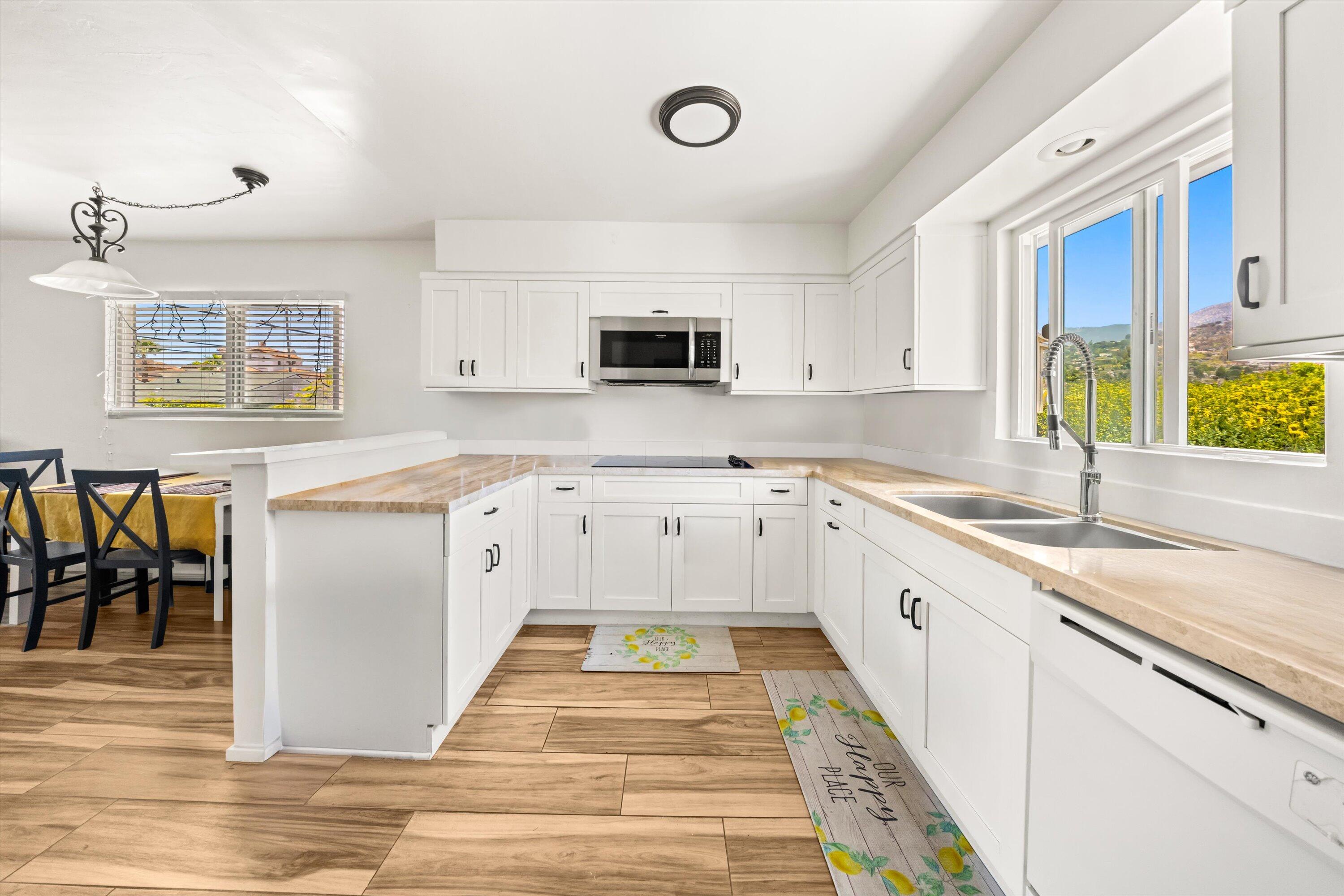 Santa Barbara, California 93101, United States, ,Residential,Active,185817