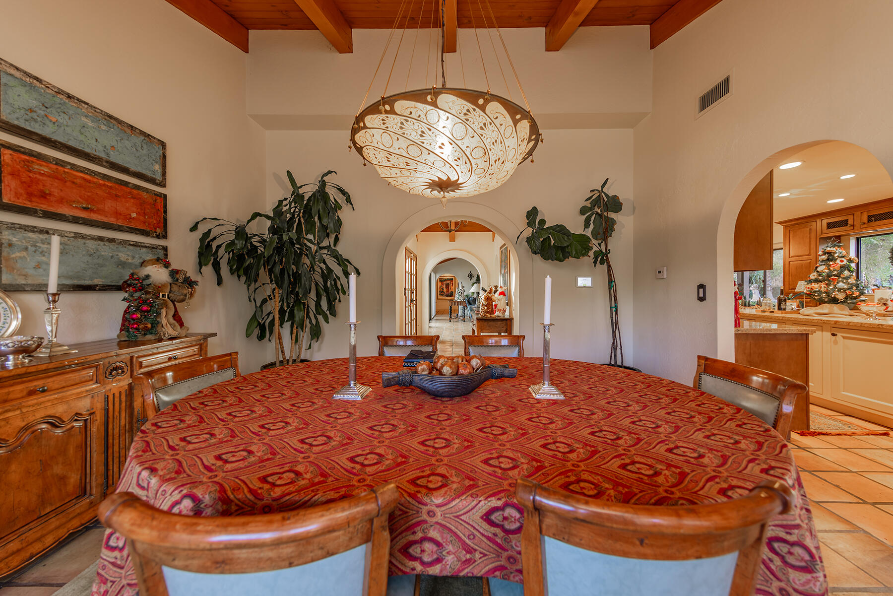 Ojai, California 93023, United States, 4 Bedrooms Bedrooms, ,5 BathroomsBathrooms,Residential,Active,192754