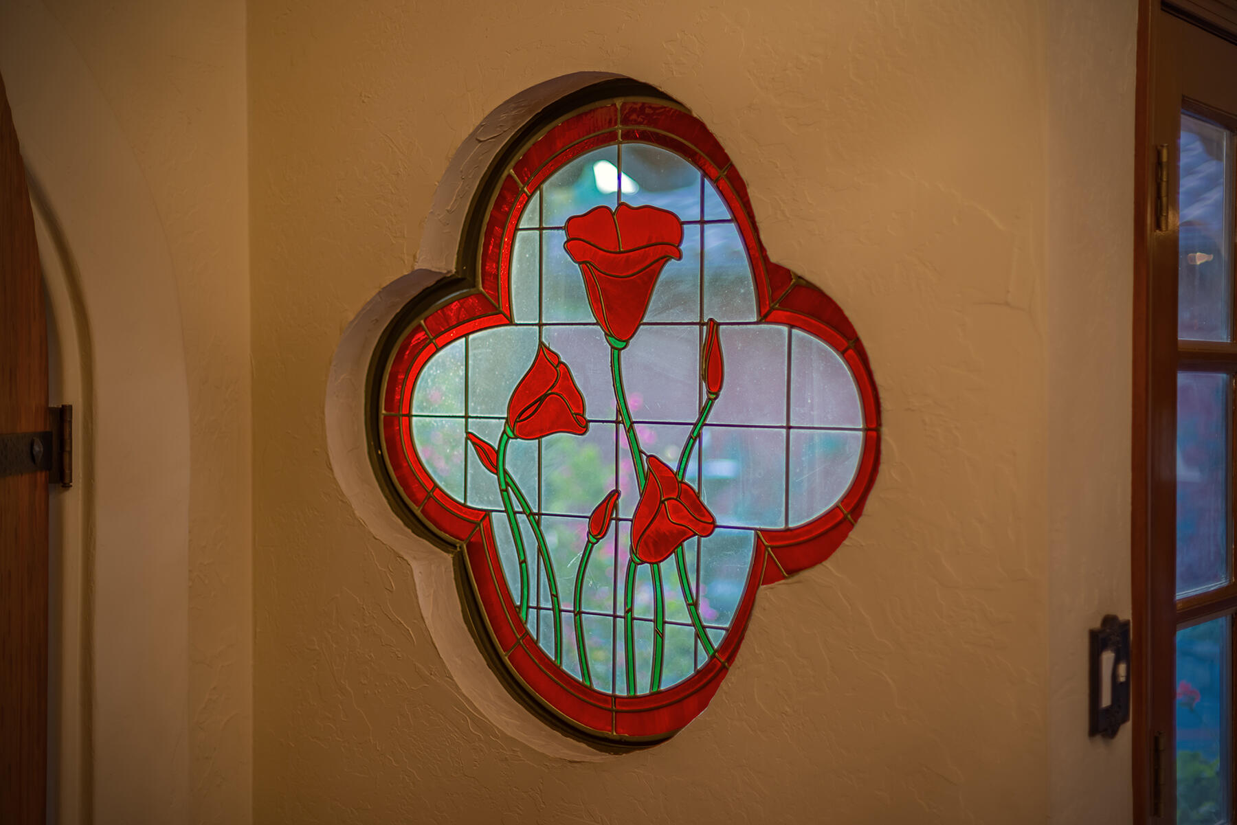 Ojai, California 93023, United States, 4 Bedrooms Bedrooms, ,5 BathroomsBathrooms,Residential,Active,192754