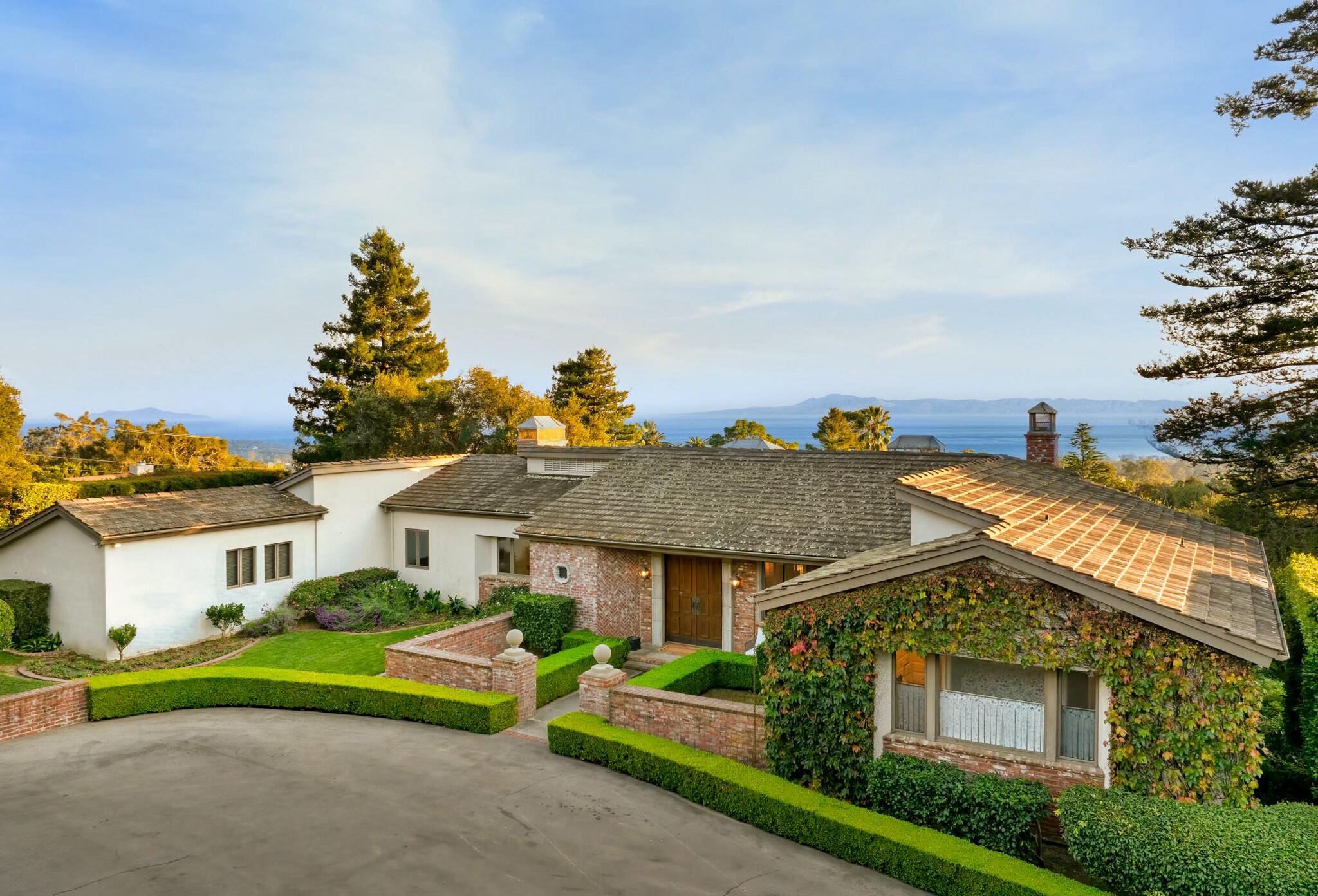 Montecito, California 93108, United States, 4 Bedrooms Bedrooms, ,6 BathroomsBathrooms,Residential,Active,92717