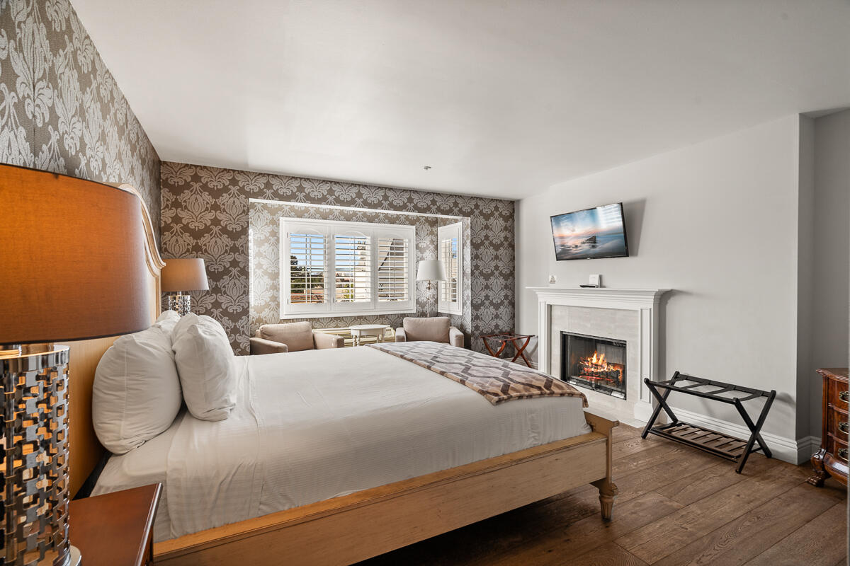 Solvang, California 93463, United States, ,Commercial,Active,92699