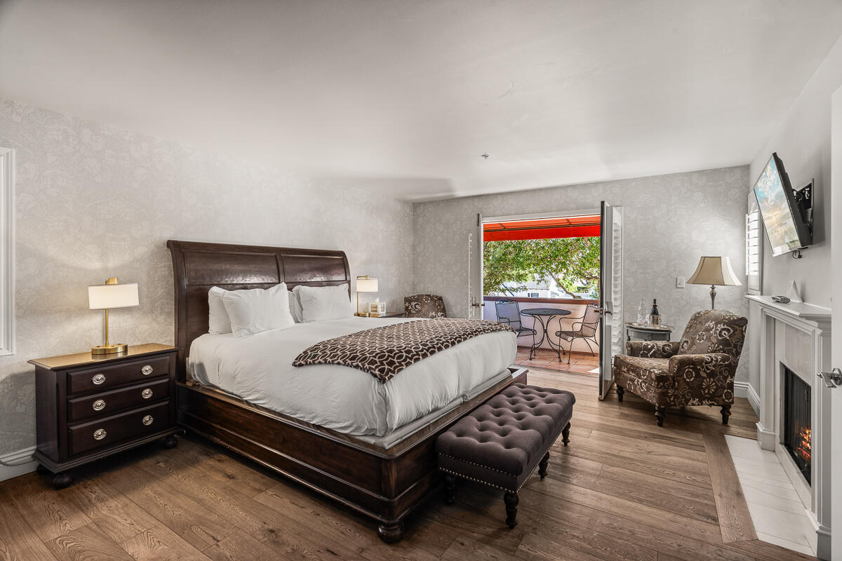 Solvang, California 93463, United States, ,Commercial,Active,92699