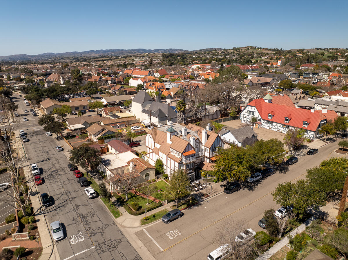 Solvang, California 93463, United States, ,Commercial,Active,92699
