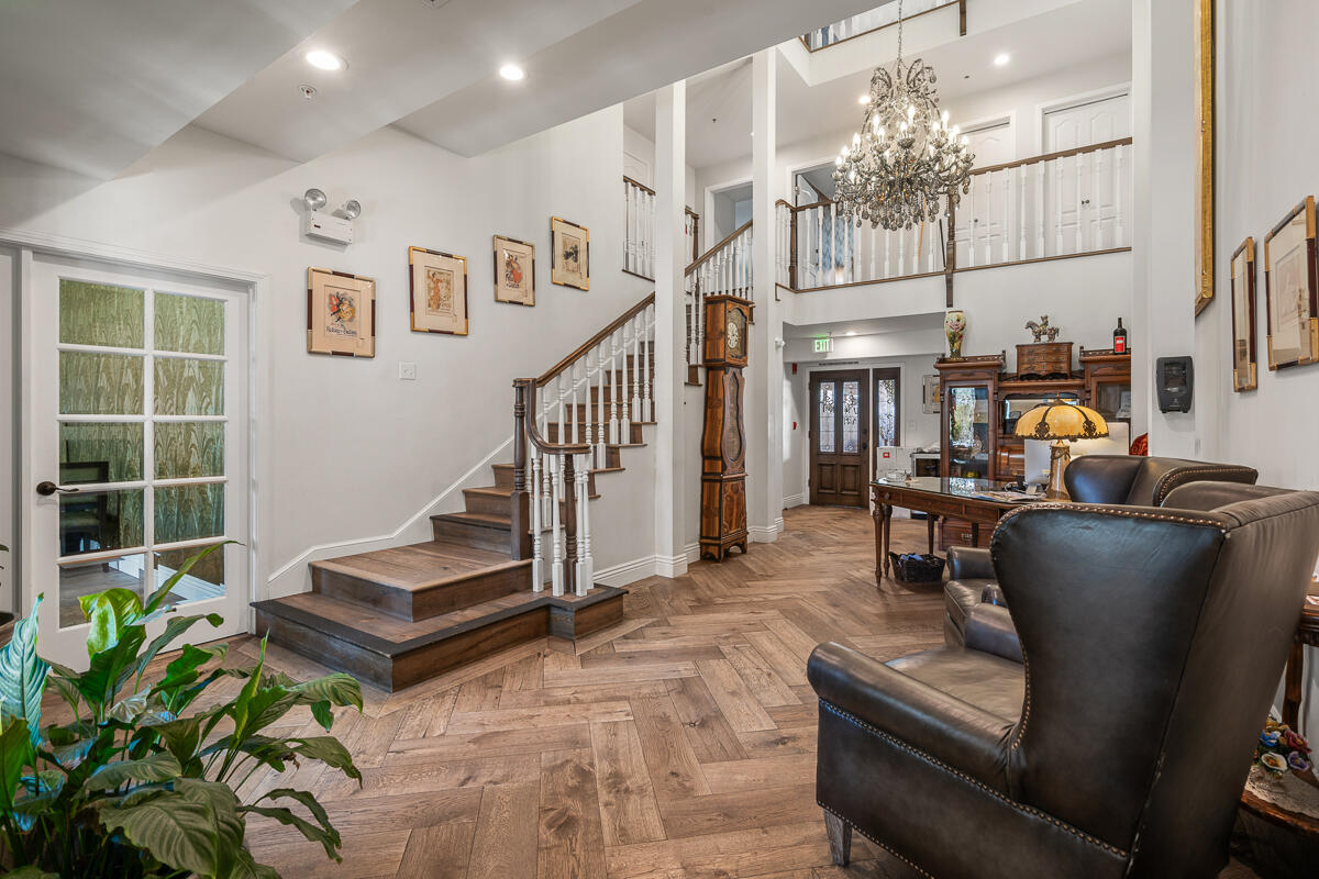 Solvang, California 93463, United States, ,Commercial,Active,92699