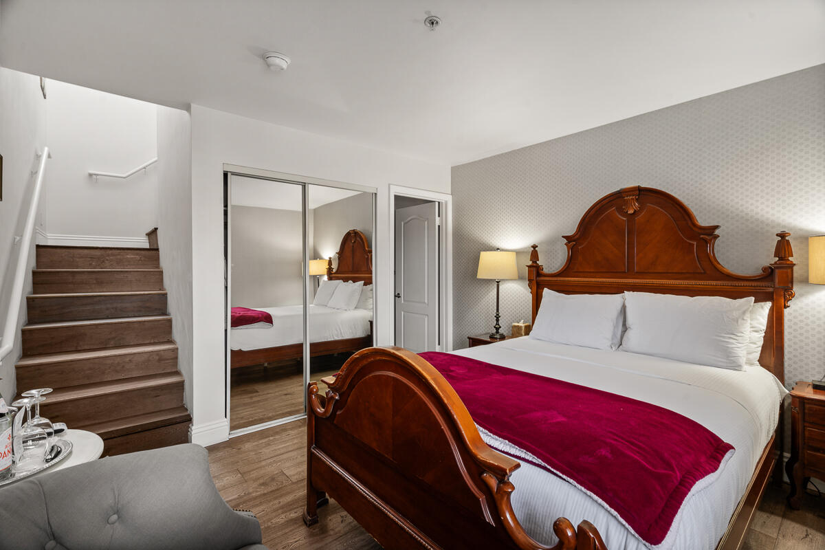 Solvang, California 93463, United States, ,Commercial,Active,92699