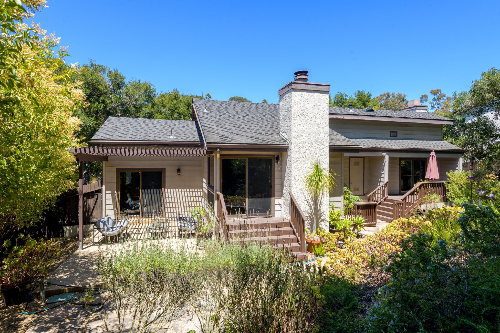 Santa Barbara, California 93105, United States, 3 Bedrooms Bedrooms, ,2 BathroomsBathrooms,Residential,Active,180206