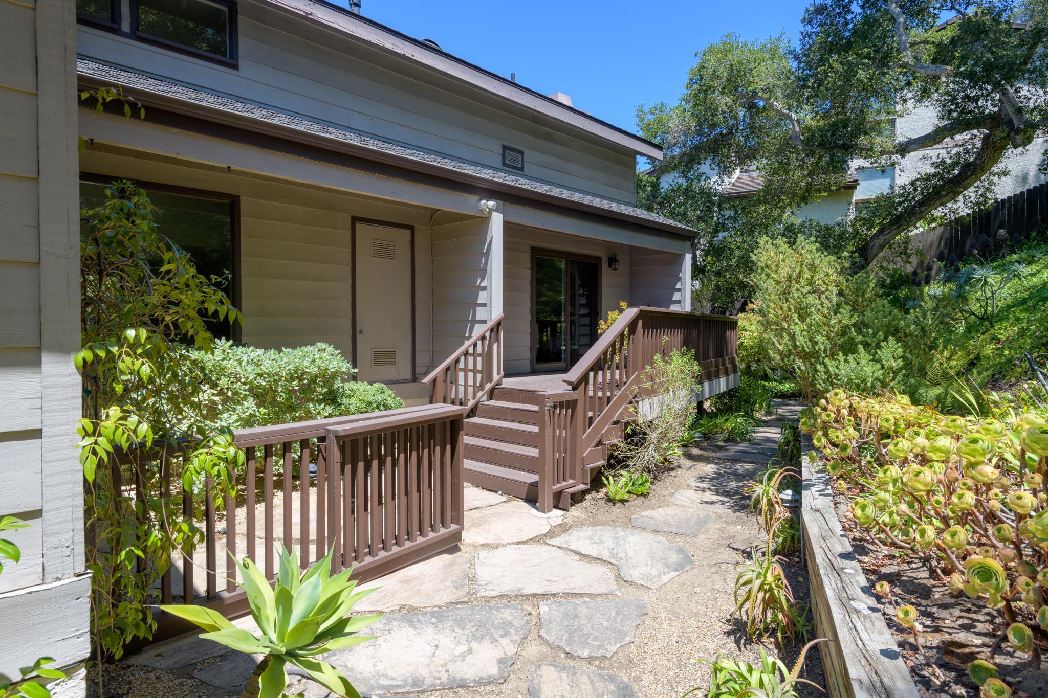 Santa Barbara, California 93105, United States, 3 Bedrooms Bedrooms, ,2 BathroomsBathrooms,Residential,Active,180206