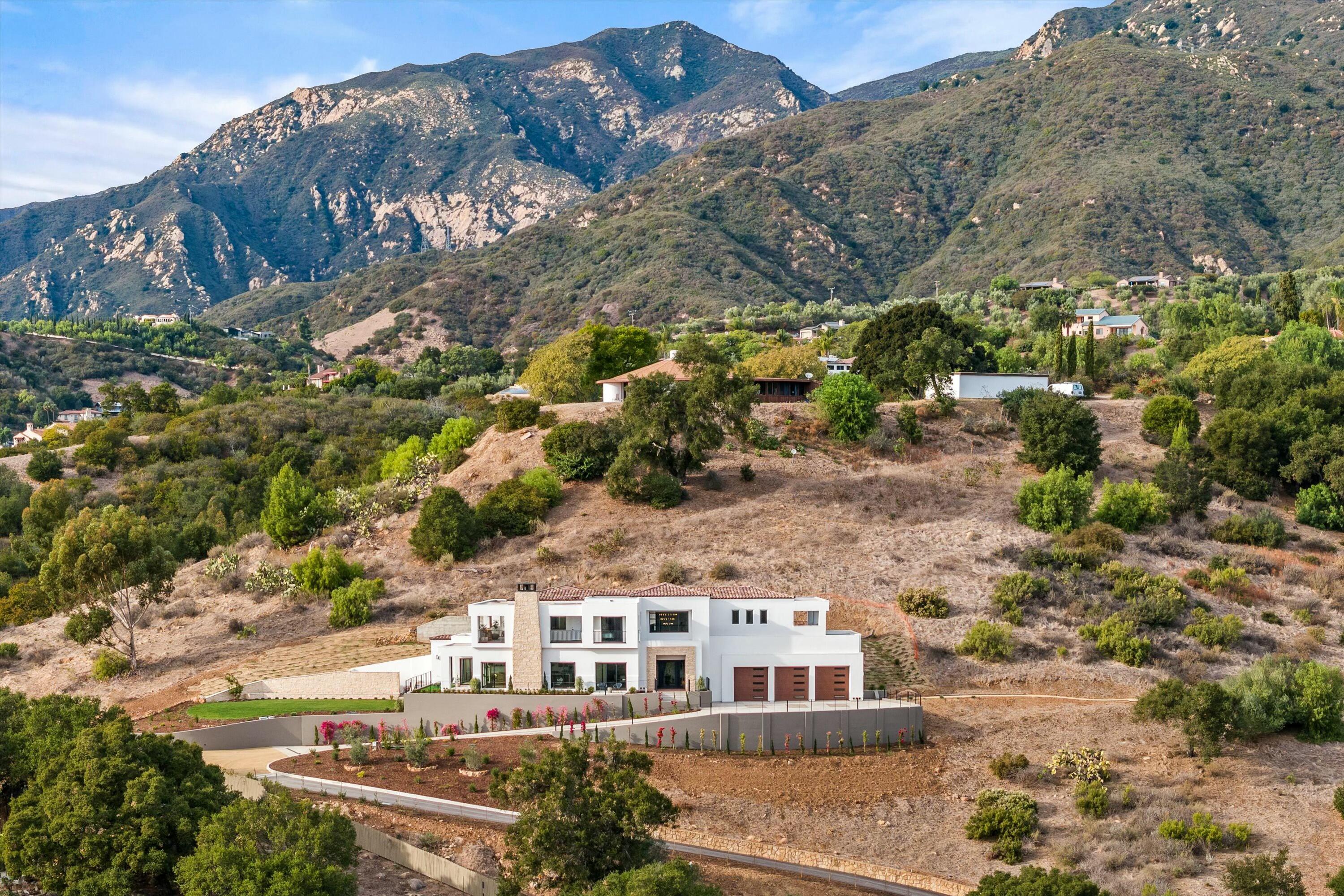 Santa Barbara, California 93105, United States, 4 Bedrooms Bedrooms, ,4 BathroomsBathrooms,Residential,Active,20220