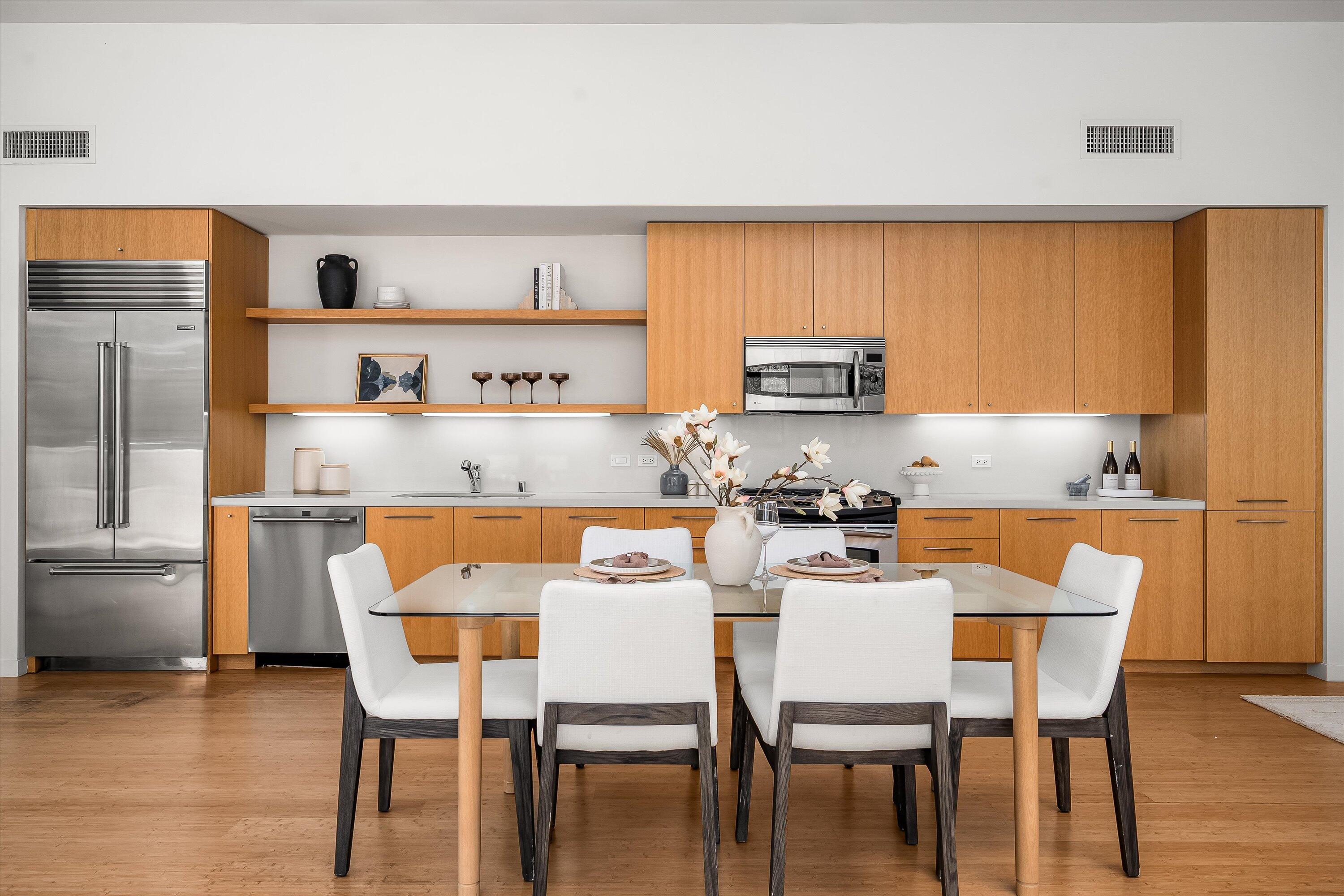 Santa Barbara, California 93101, United States, 1 Bedroom Bedrooms, ,2 BathroomsBathrooms,Residential,Active,227471