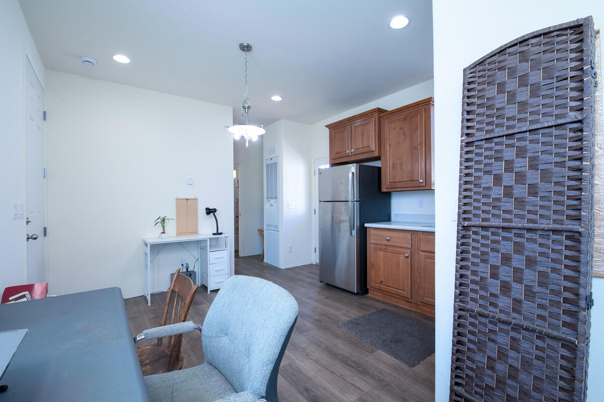 520 Pine Avenue Spc 5