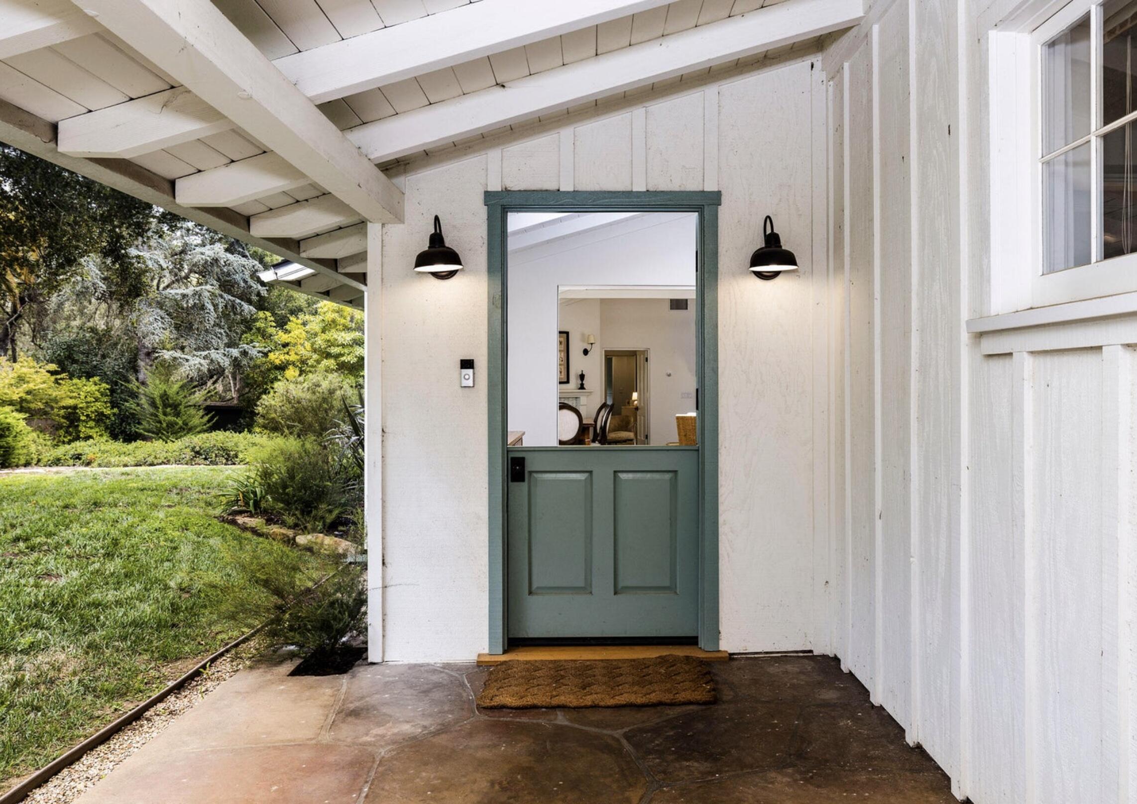 Montecito, California 93108, United States, 2 Bedrooms Bedrooms, ,2 BathroomsBathrooms,Residential,Active,96324